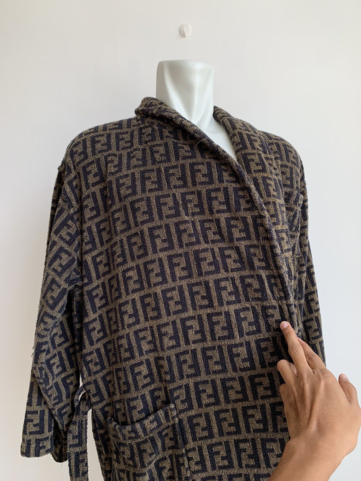 Fendi Vintage Fendi Zucca Bathrobe Teleria Size US L / EU 52-54 / 3 - 11 Thumbnail
