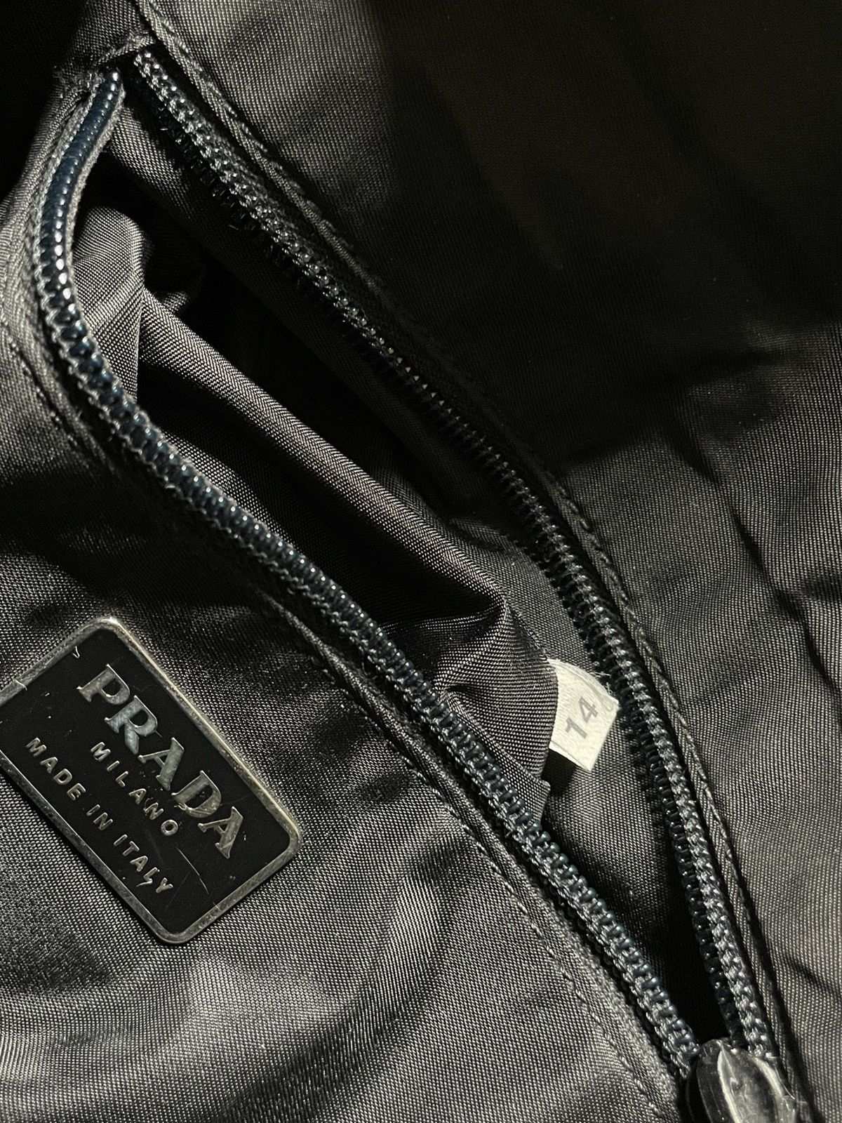 Prada Prada Logo Nylon Shoulder Bag Black Size 25x25 Size ONE SIZE - 10 Thumbnail