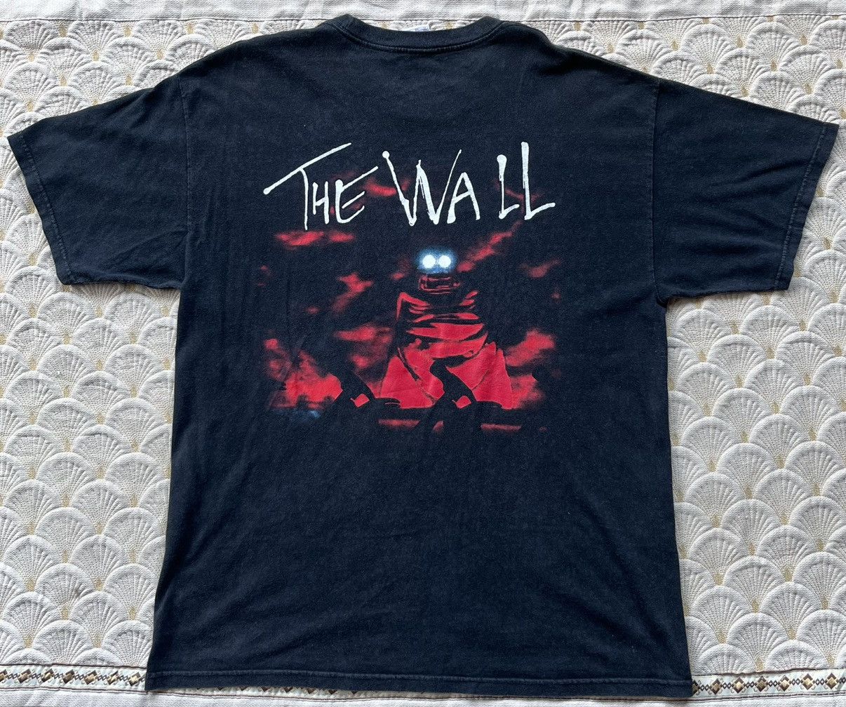 Pink Floyd Vintage 1997 Pink Floyd “The Wall” by Tennesee River Tag Size US XL / EU 56 / 4 - 2 Thumbnail