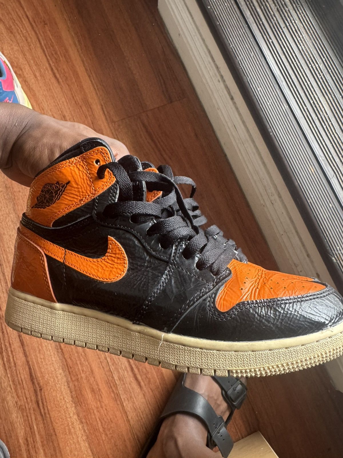 Jordan Brand Shattered Backboards Size US 6 / EU 39 - 3 Thumbnail