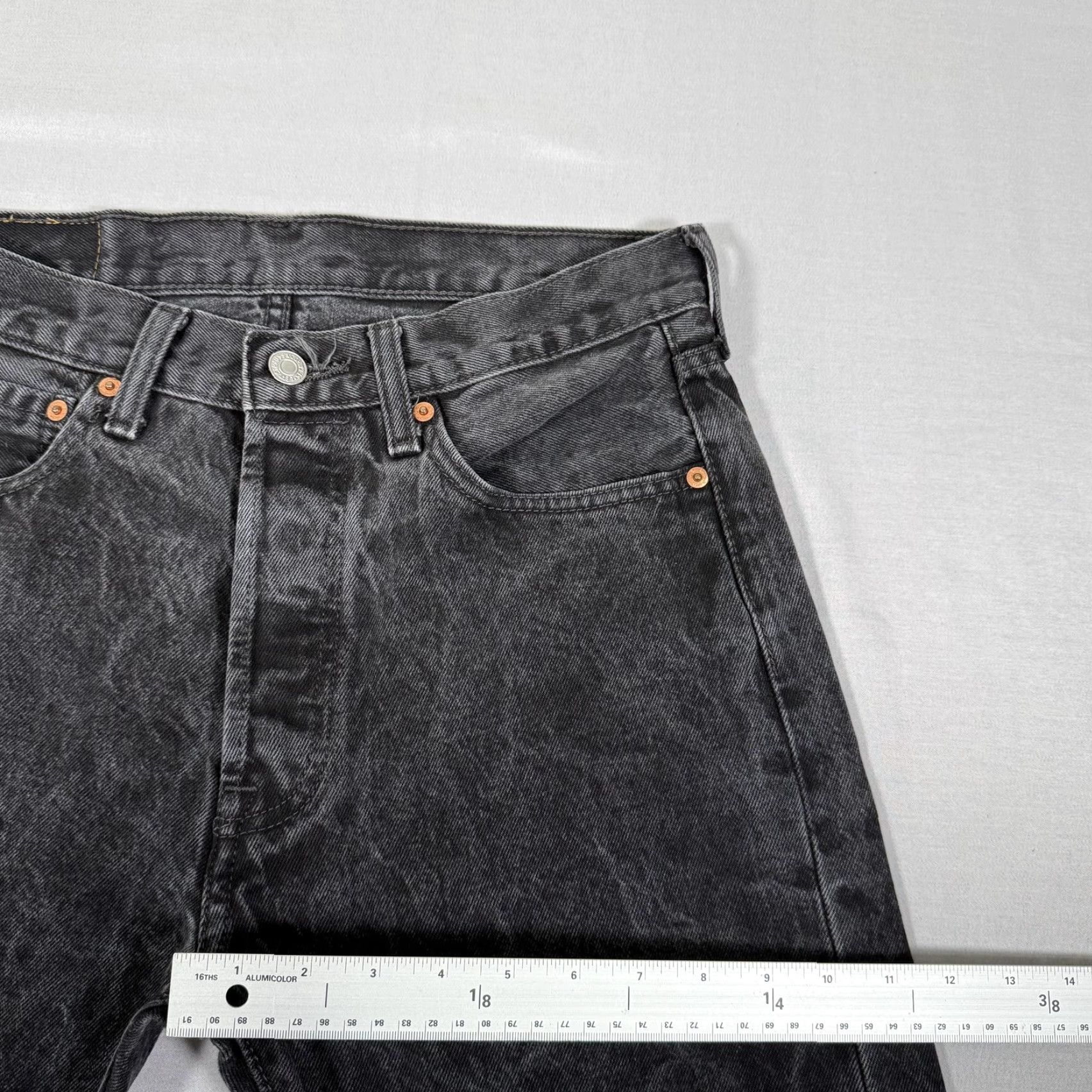 Levi's Levi's 501 Jeans Mens Regular Straight Denim Black 32x34 Button Fly Cowboy Western Pockets 5-Pocket Style Cotton Denim Leather Patch Size US 32 / EU 48 - 7 Thumbnail