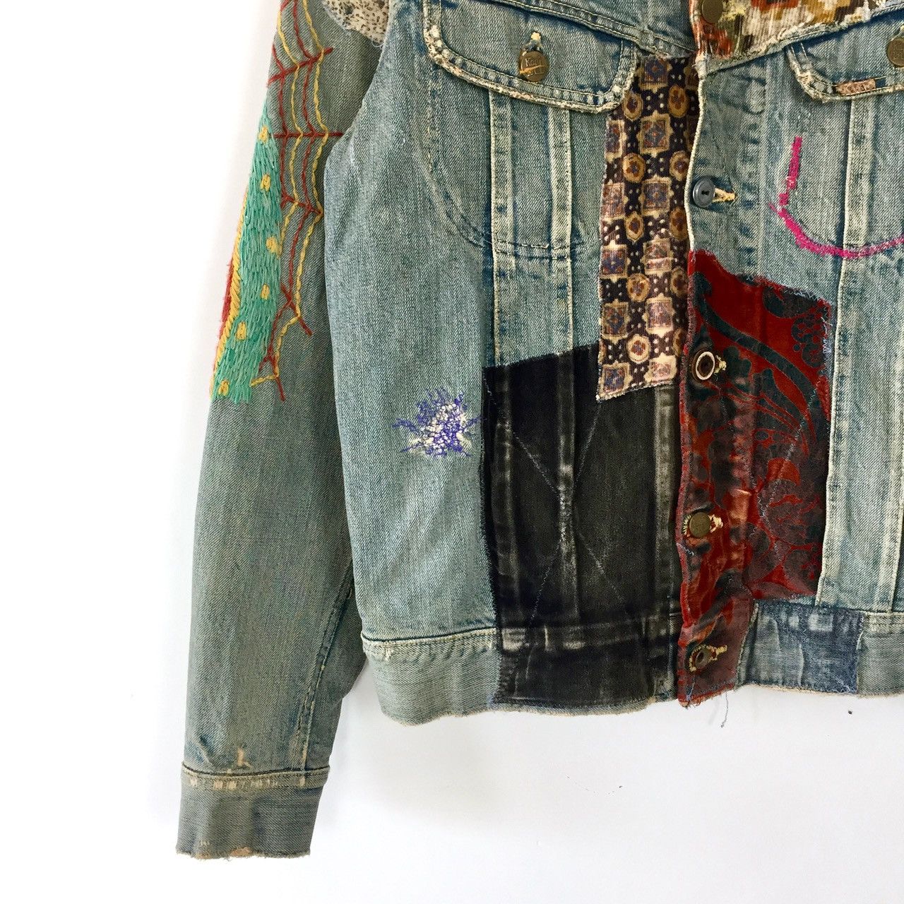 Kapital KAPITAL 15SS VIRGIN MARY PATCHWORK DENIM JACKET Size US M / EU 48-50 / 2 - 8 Thumbnail
