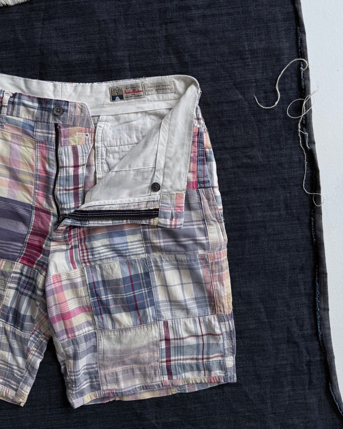 Polo Ralph Lauren POLO RALPH LAUREN PATCHWORK MULTICOLOR SHORT Size US 32 / EU 48 - 4 Thumbnail
