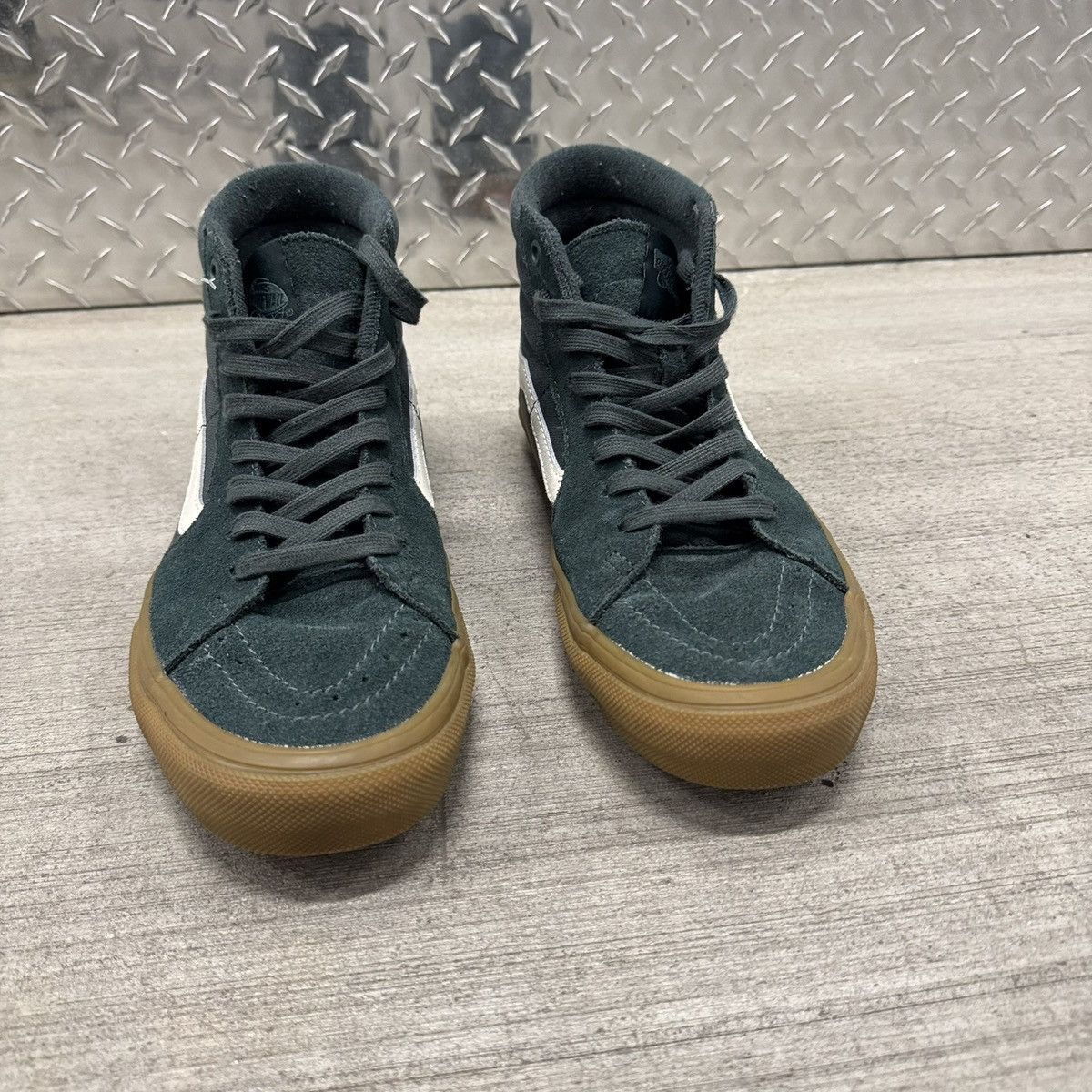 Vans Vans Sk8 Hi Forest Green / Gum Sole Size US 8.5 / EU 41-42 - 1 Thumbnail