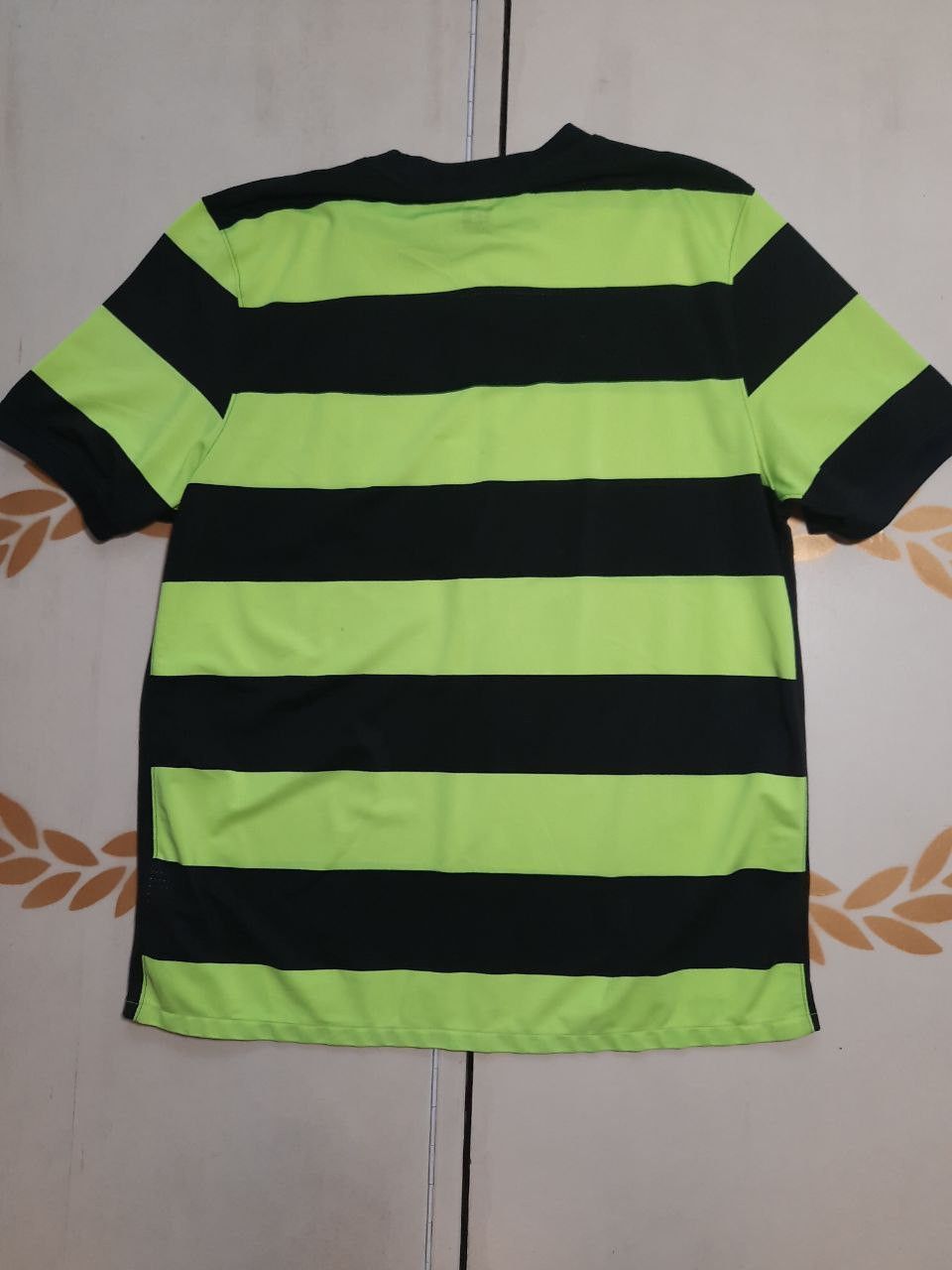 Nike Nike Celtic FC Jersey 2009-2010 Size US XL / EU 56 / 4 - 8 Thumbnail