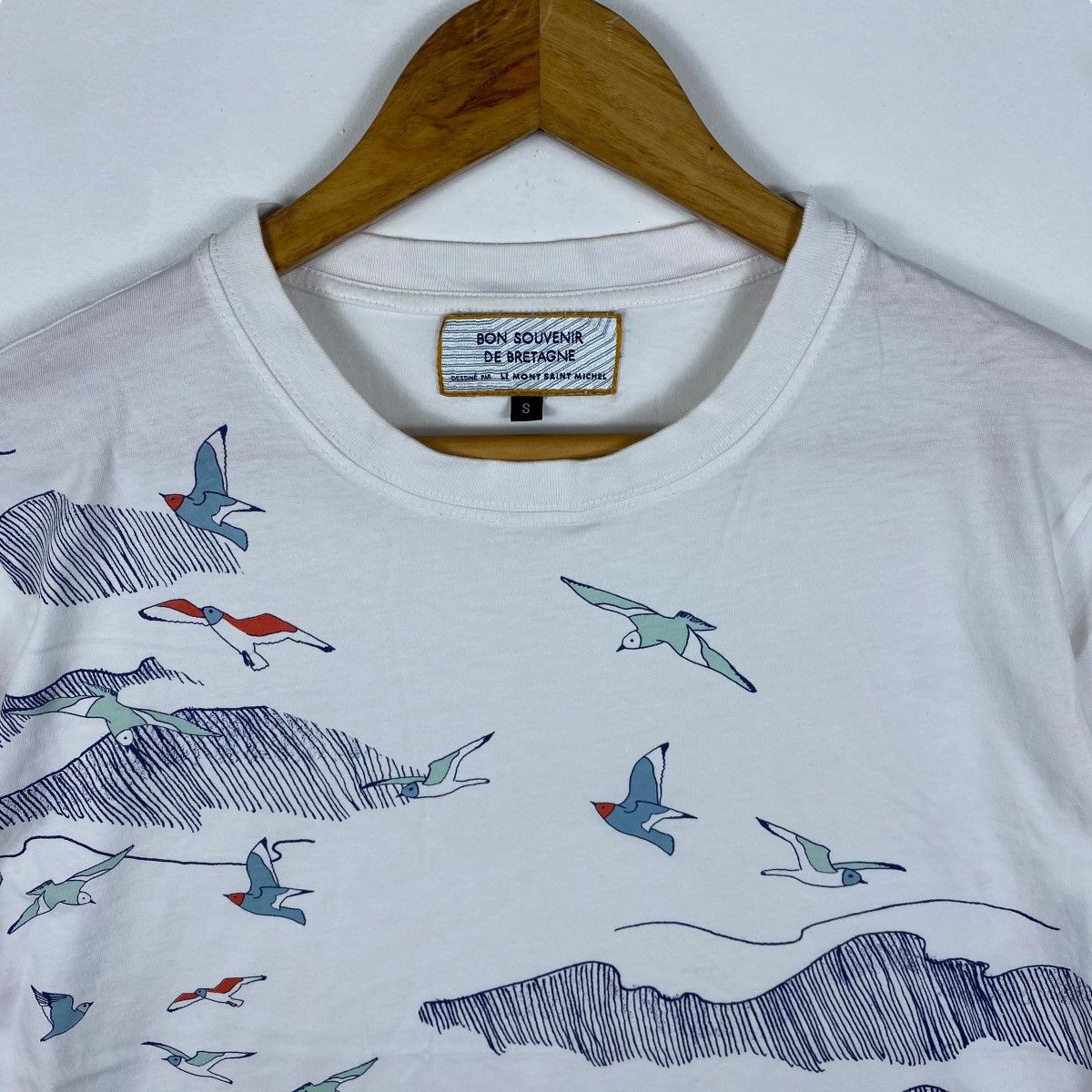 Le Mont Saint Michel Le Mont St. Michel BON SOUVENIR De BRETAGNE Tee Shirt Small Size US S / EU 44-46 / 1 - 2 Thumbnail