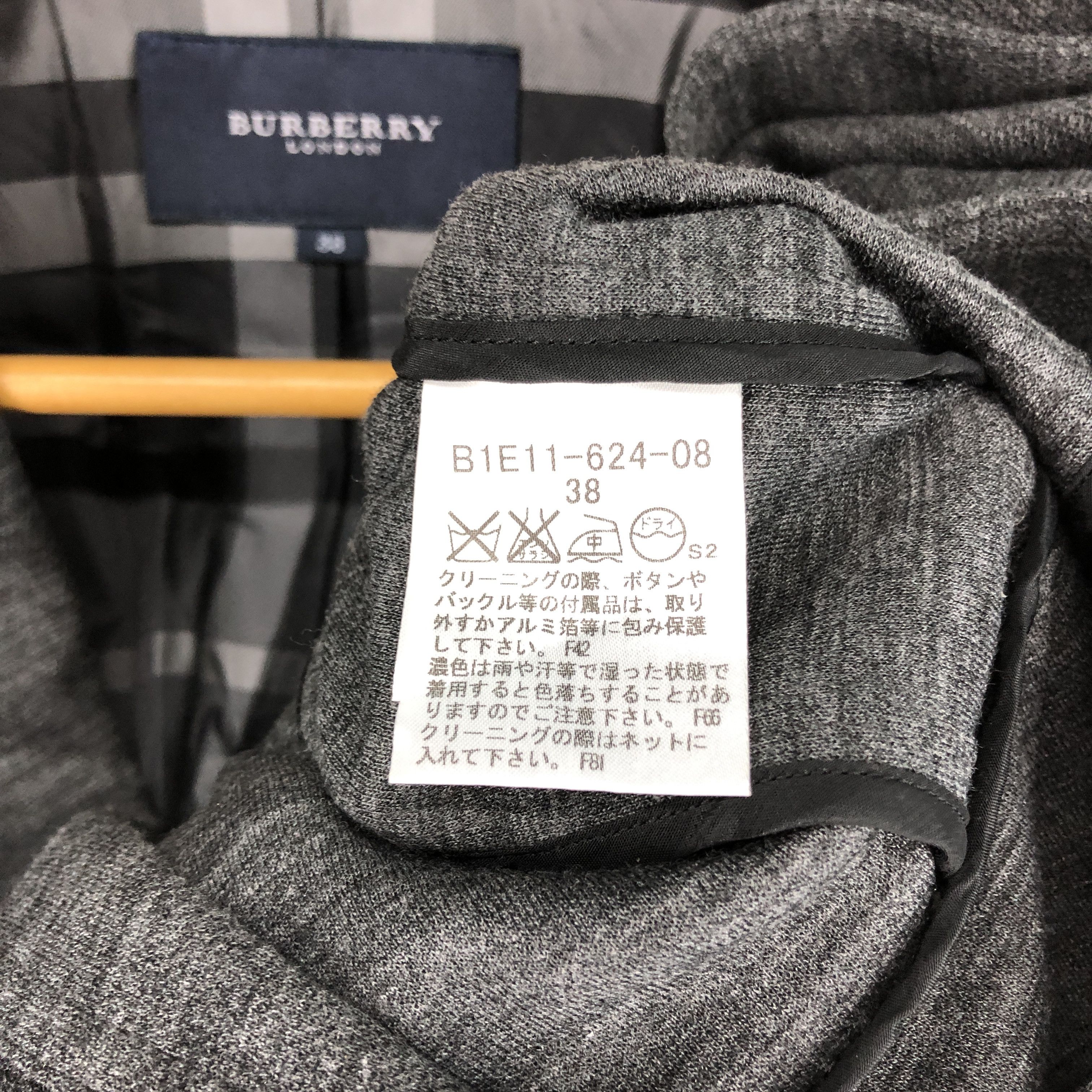 Burberry BURBERRY LONDON Casual Blazer Jacket #2239-77 Size XS / US 0-2 / IT 36-38 - 6 Thumbnail