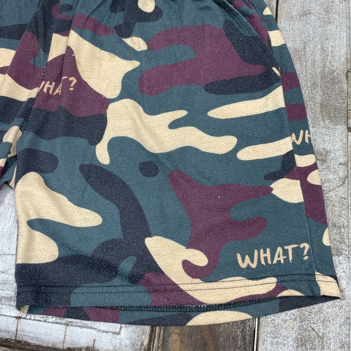 Vintage Vintage Rumwe WHAT Camo Short Size US 32 / EU 48 - 8 Thumbnail