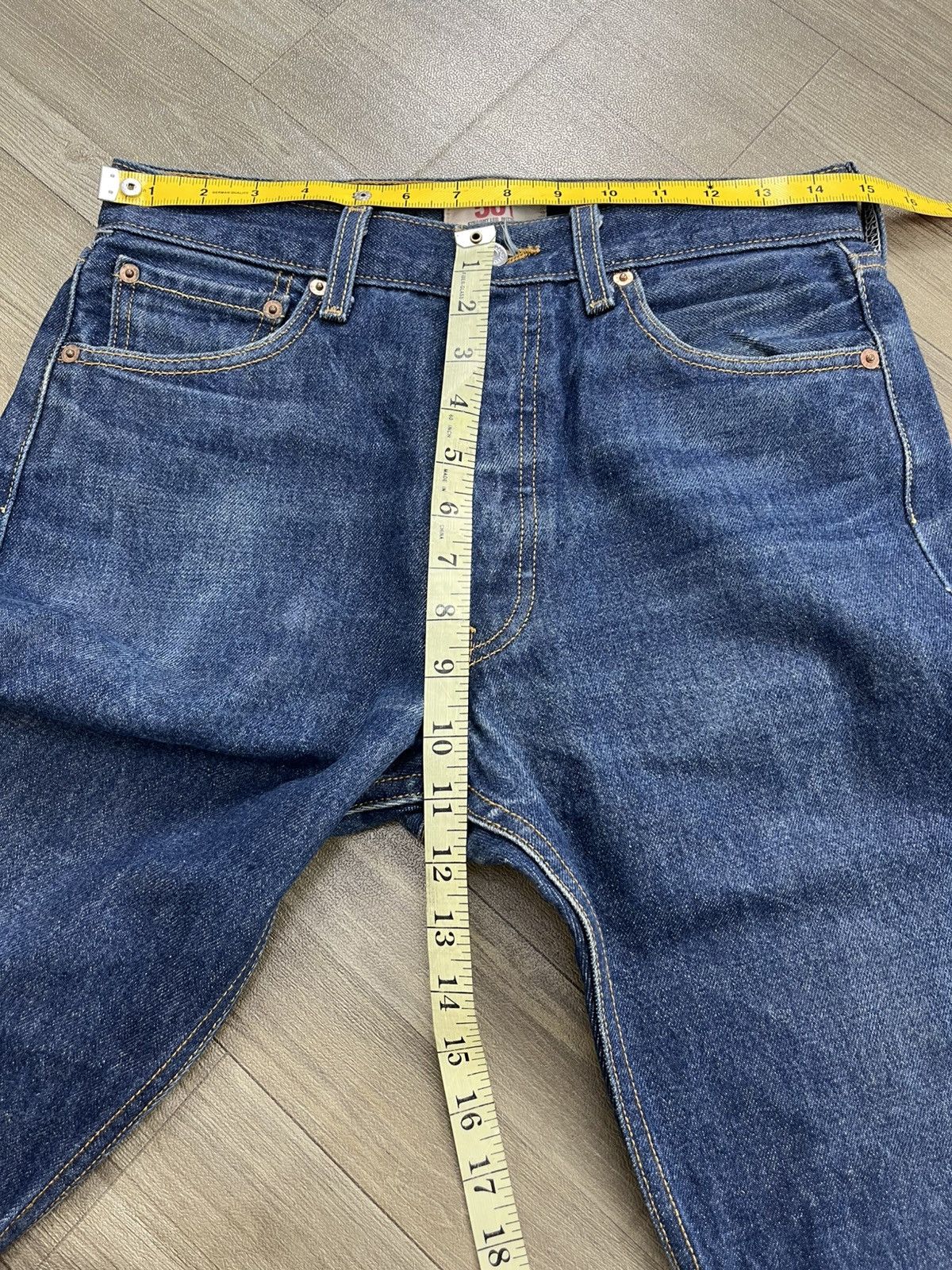 Levi's Vintage Clothing 🇲🇽1990s Vintage Levis 501XX 30x30 Straight Leg Blue Jeans Size US 30 / EU 46 - 21 Thumbnail