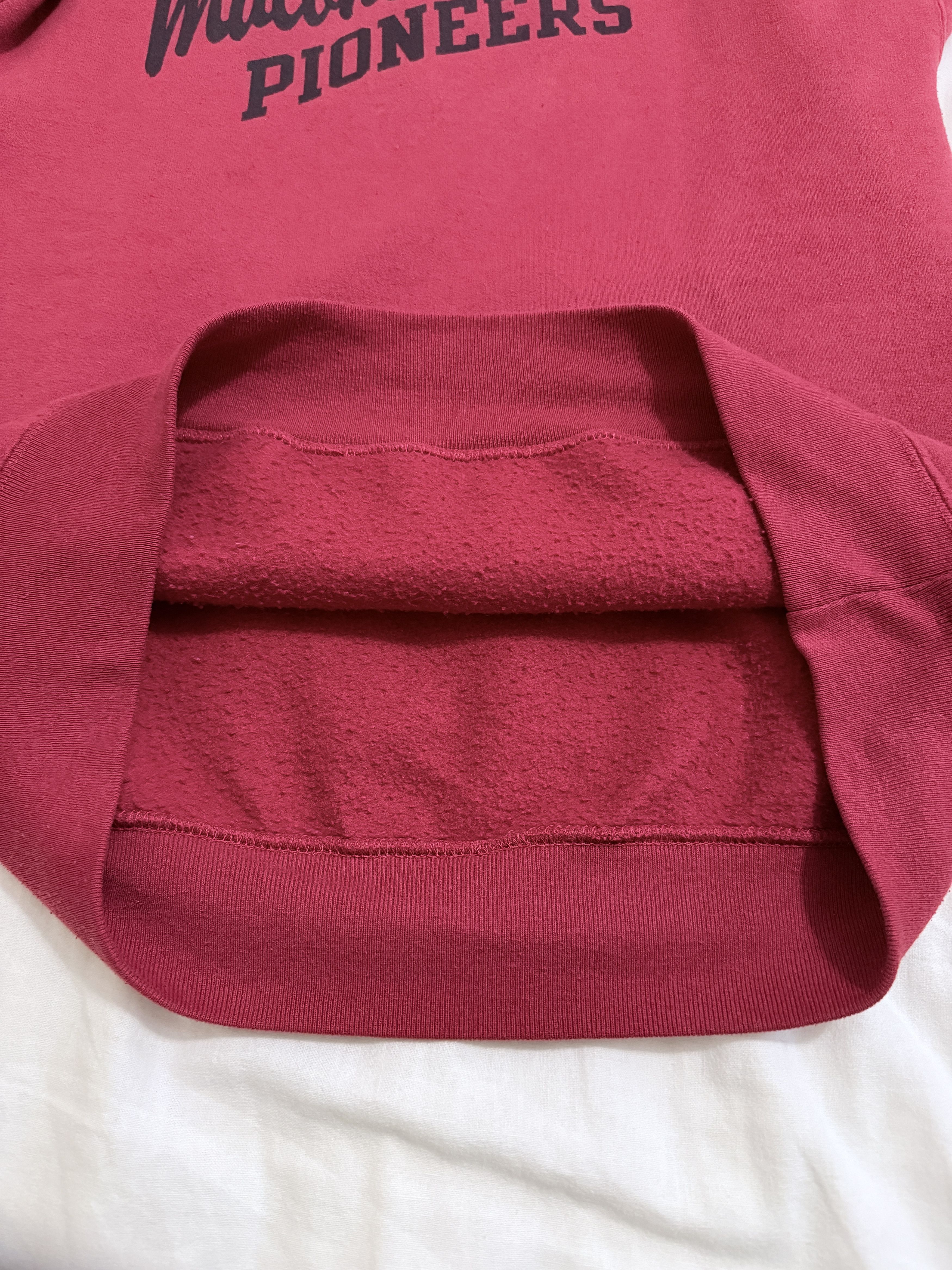 Vintage Vintage Faded Red Hoodie College Logo Size US M / EU 48-50 / 2 - 4 Thumbnail