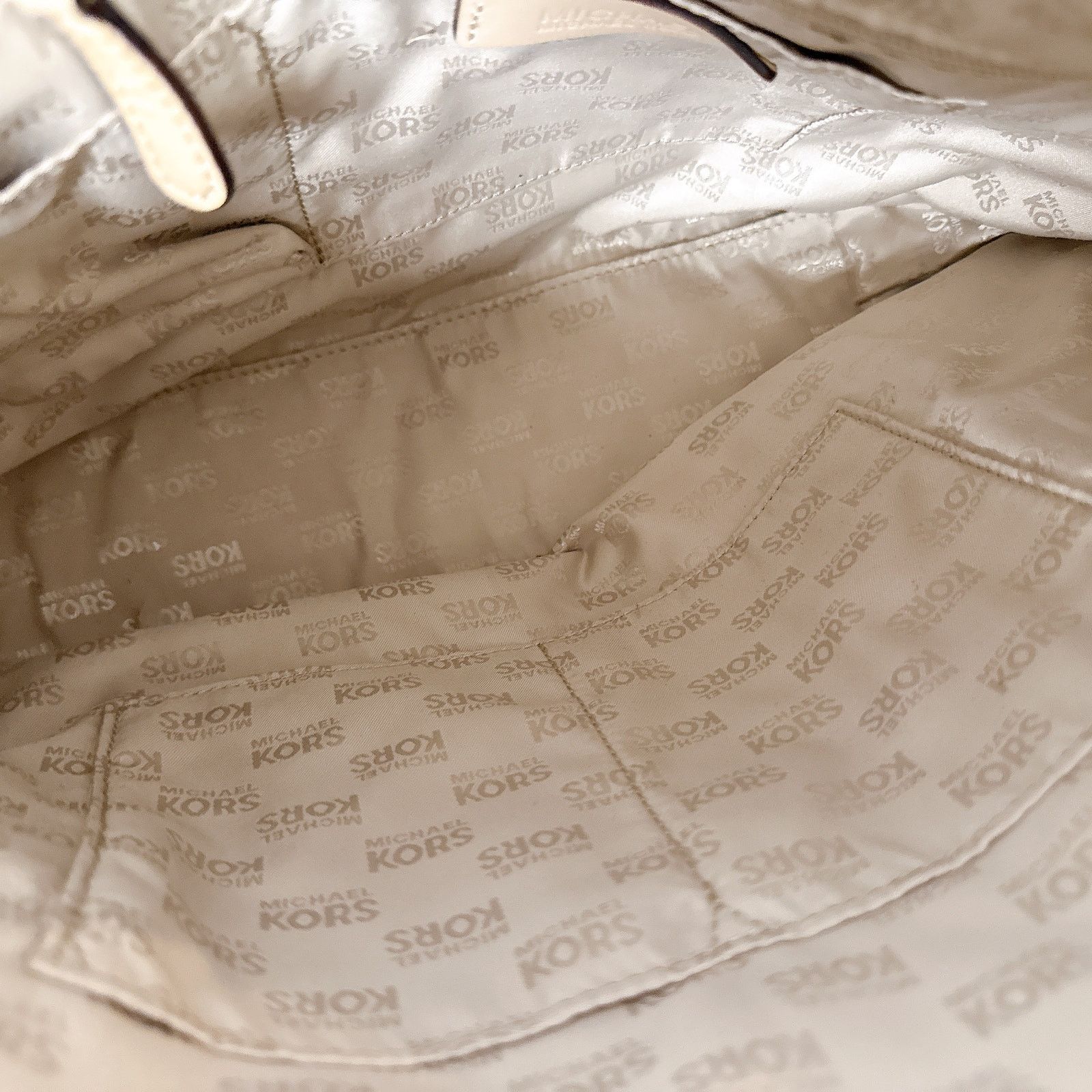 Michael Kors Michael Kors 35T2GTTT8B Jet Set East West Top Zip Tote Bag Size ONE SIZE - 6 Thumbnail