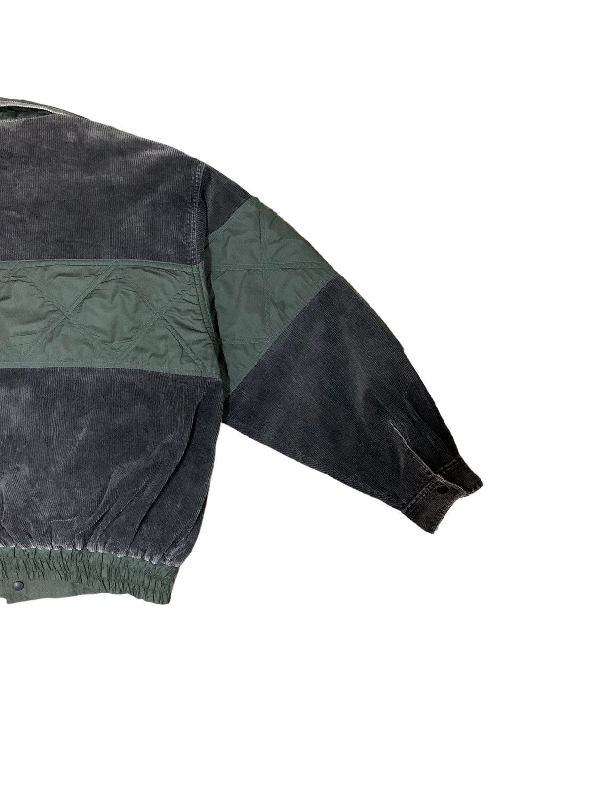 Designer × Issey Miyake × Vintage Vintage Issey Miyake Corduroy Reversible Bomber Jacket Size US M / EU 48-50 / 2 - 8 Thumbnail