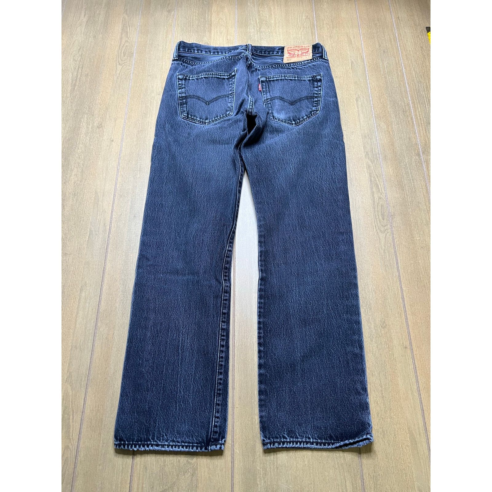 Levi's Levi’s 501 Jeans Mens Actual Sz 32x29 Black Gray Button Fly Size US 34 / EU 50 - 3 Thumbnail
