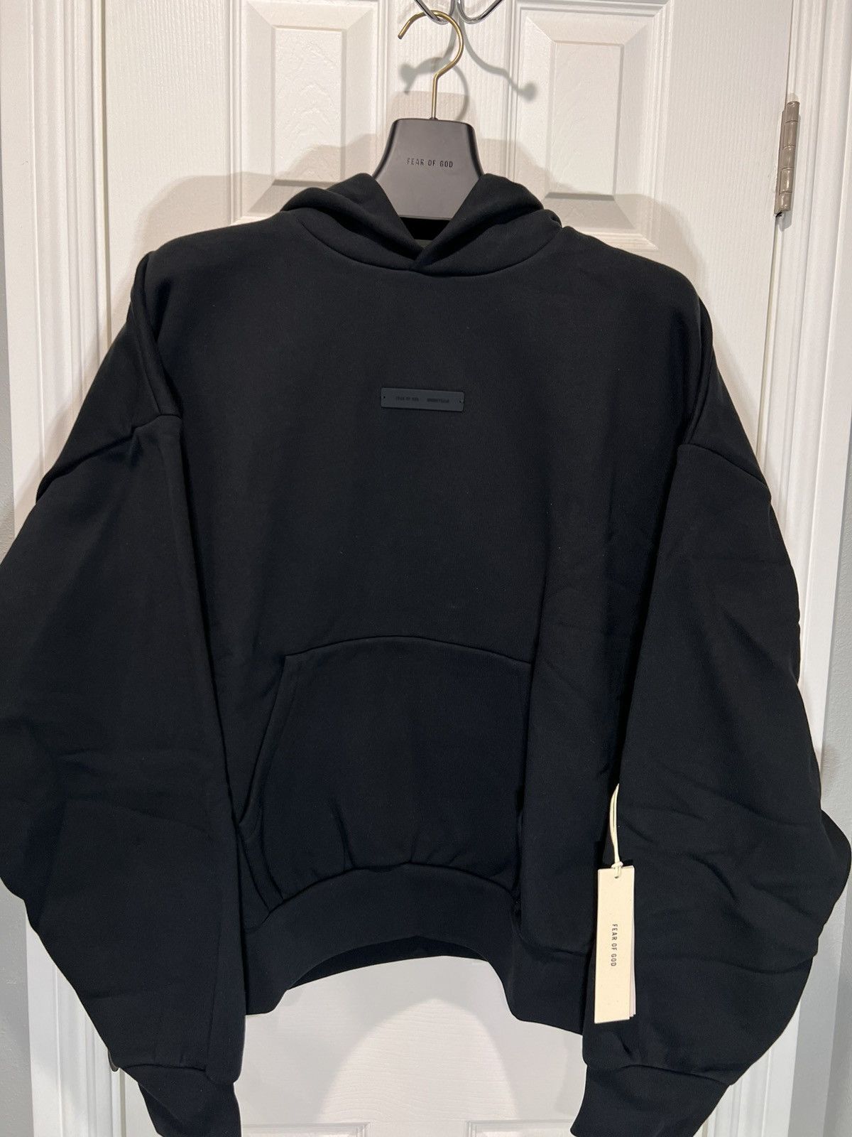 Fear of God Essentials jet black classic fleece Hoodie Size US XL / EU 56 / 4 - 1 Thumbnail