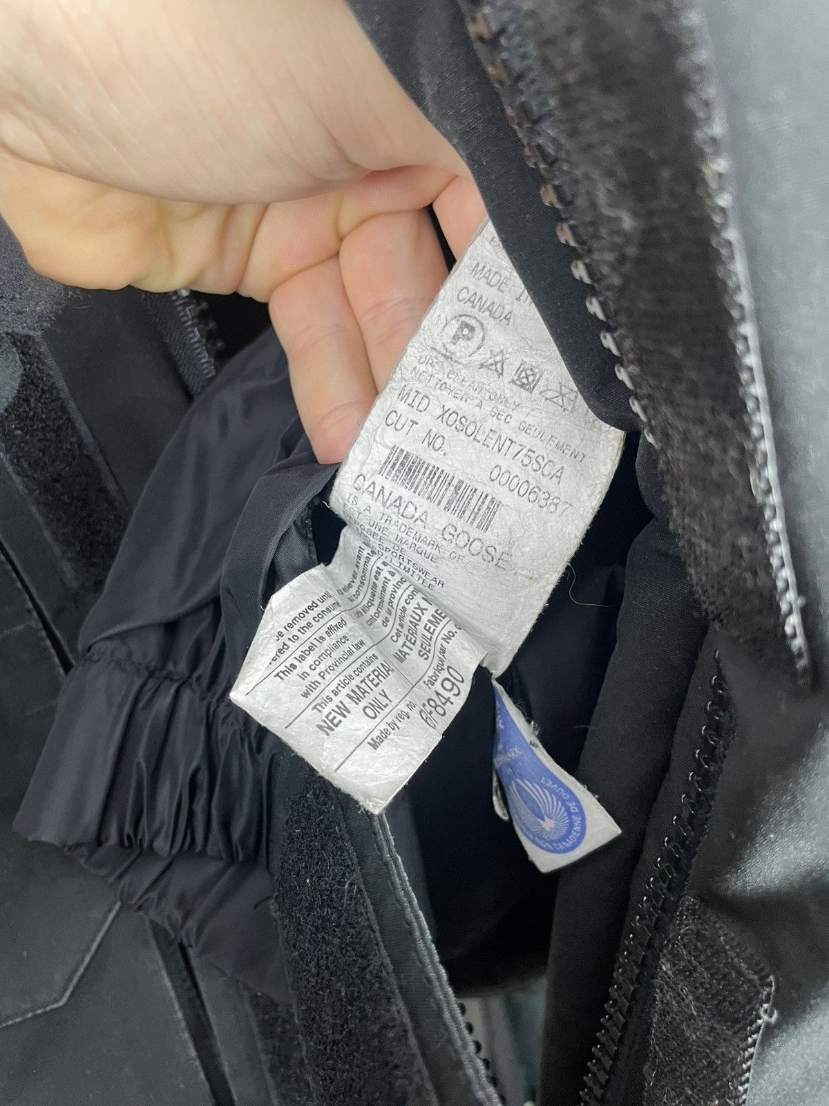 Canada Goose Canada Goose Expedition Parka Womens Black with fur Size M / US 6-8 / IT 42-44 - 5 Thumbnail