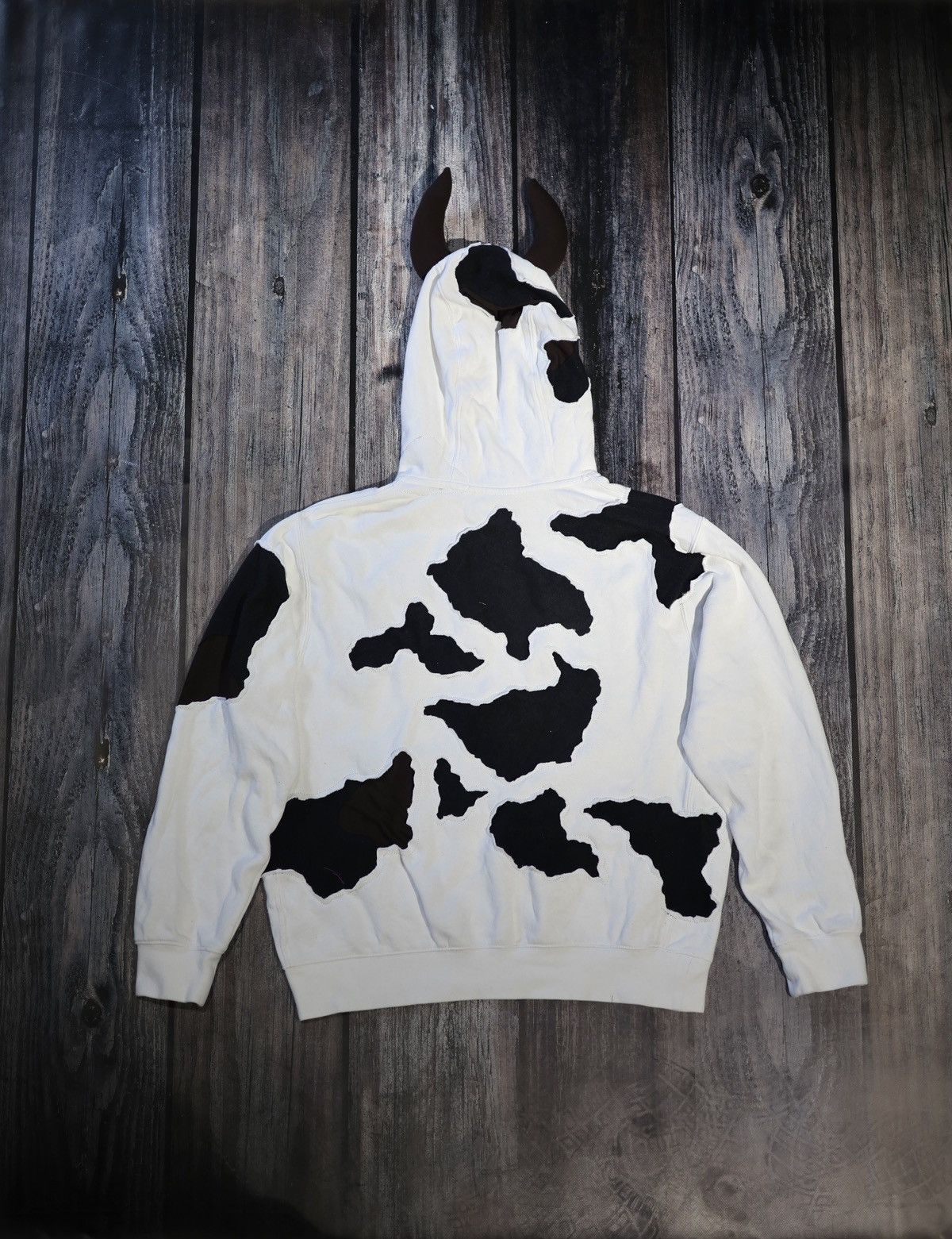 Nike Nike Custom Hoodie Cow Vintage Y2K Size US M / EU 48-50 / 2 - 2 Thumbnail