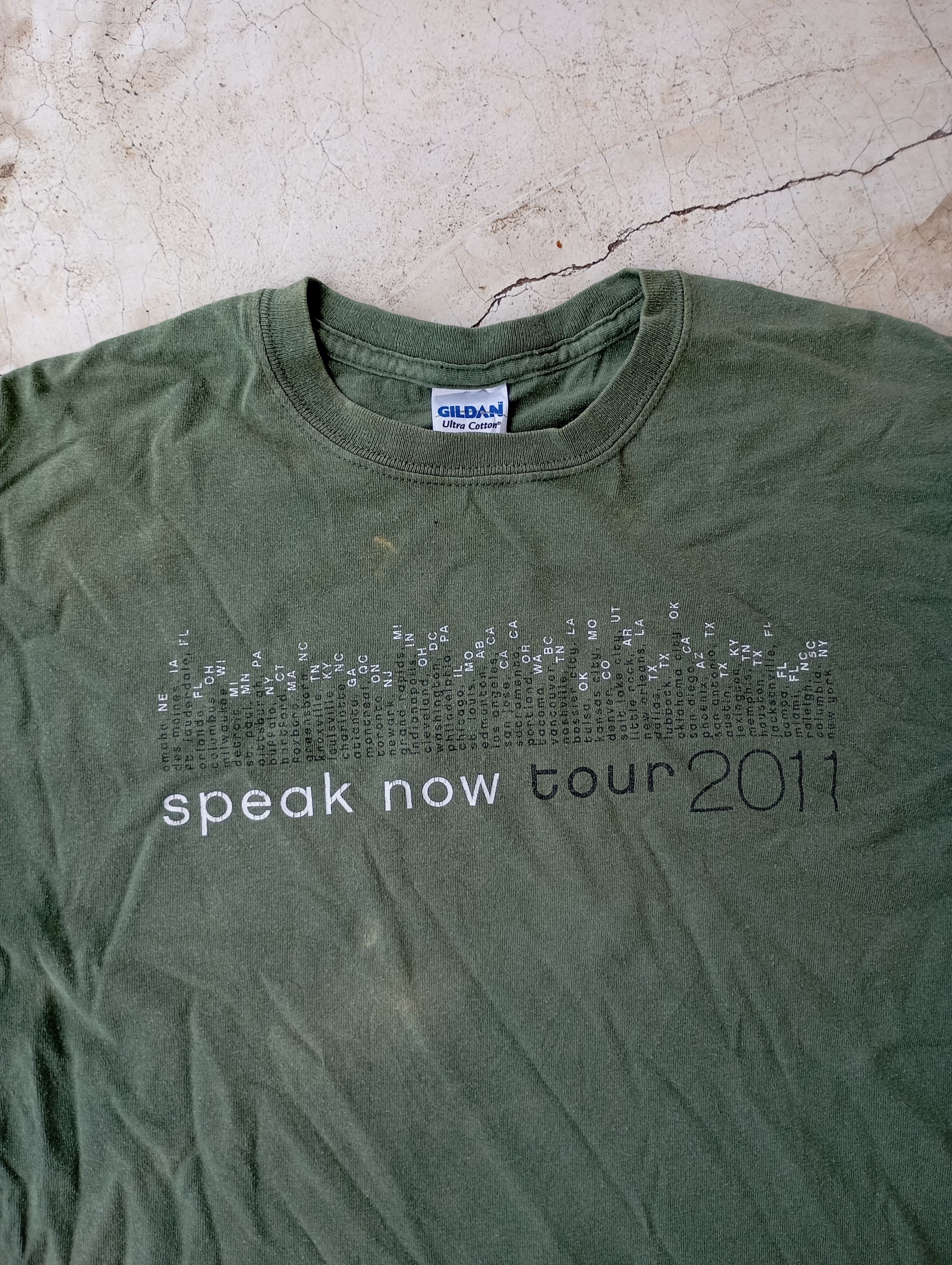 Vintage Taylor swift 2011 vintage T shirts Size US M / EU 48-50 / 2 - 2 Thumbnail