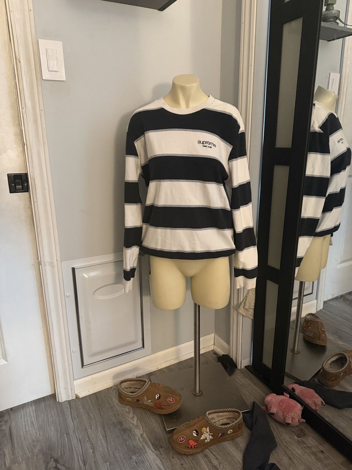 Supreme supreme striped crewneck Size US S / EU 44-46 / 1 - 2 Thumbnail