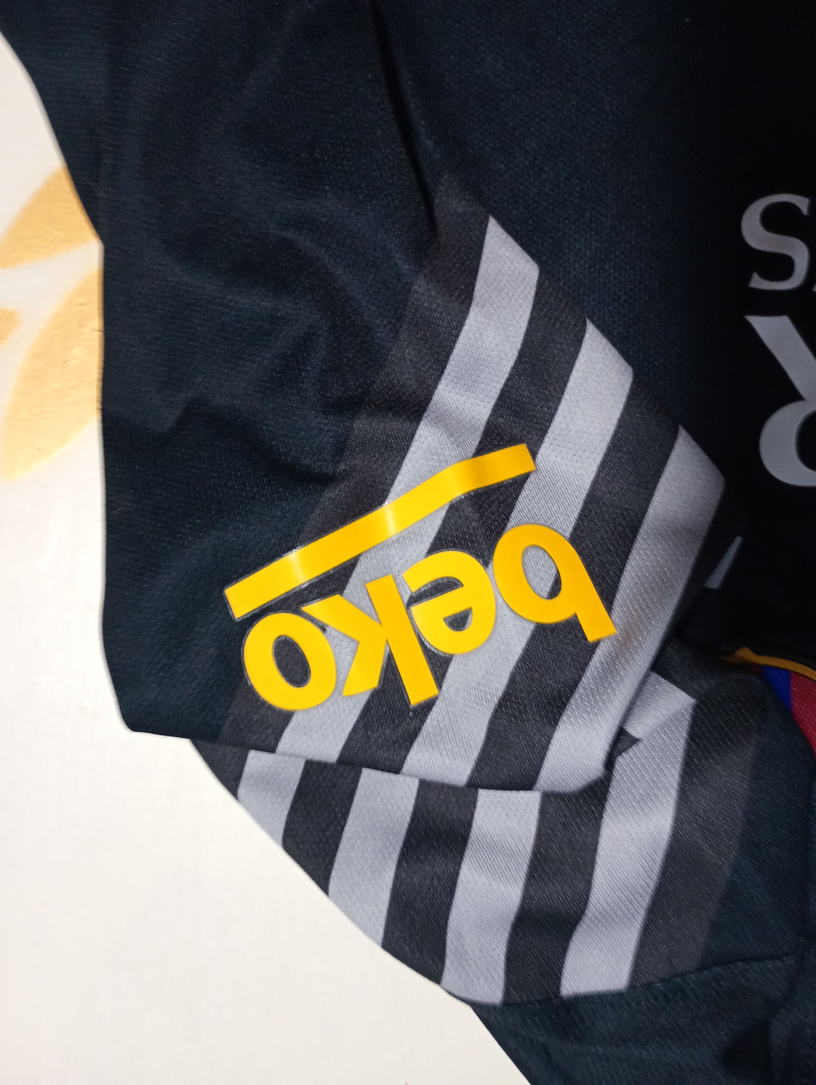 Nike Nike Barcelona FC Goalkeeper Jersey 2014-2015 size XL Junior Size US S / EU 44-46 / 1 - 10 Thumbnail