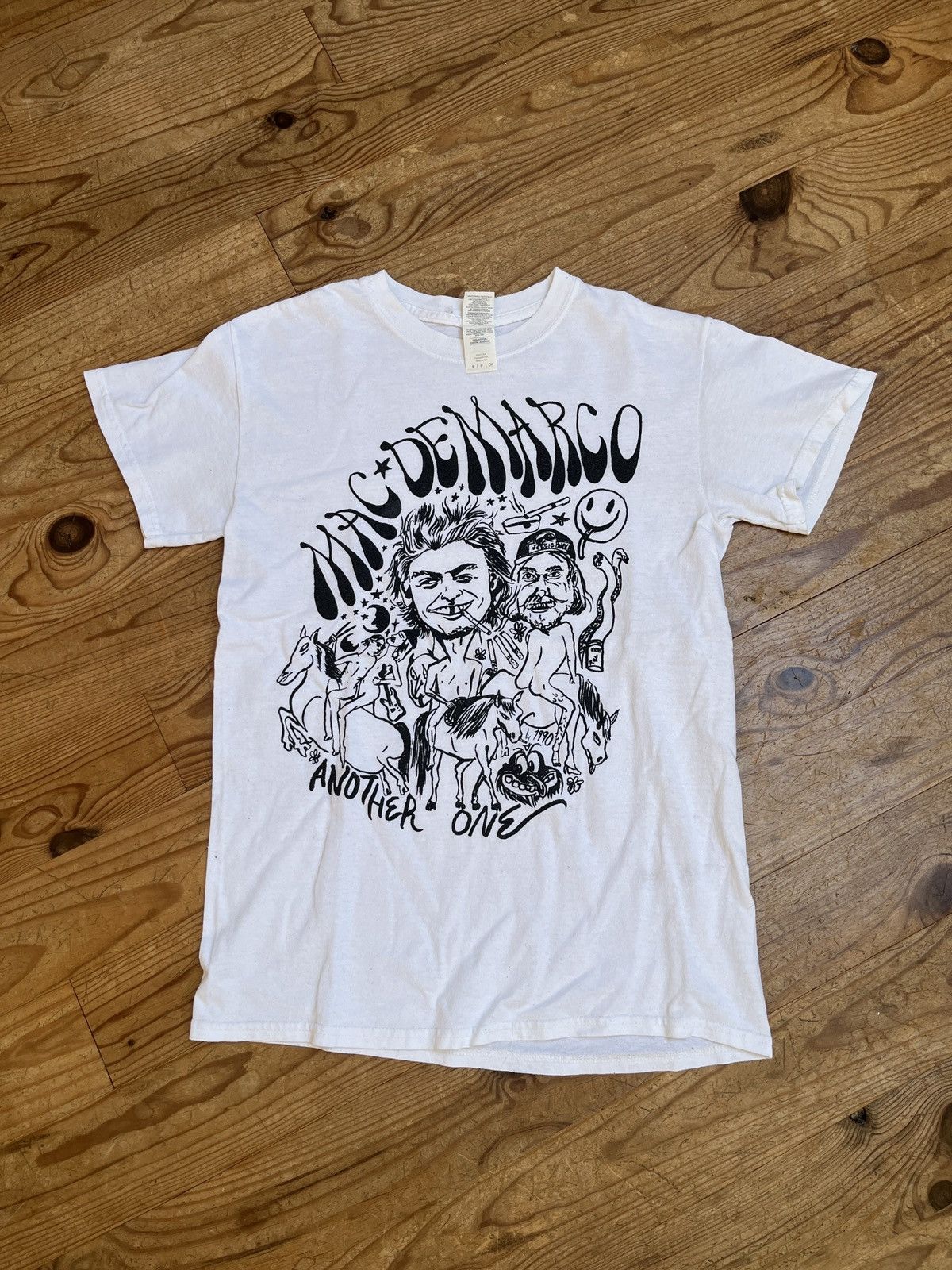 Band Tees Mac Demarco Size US S / EU 44-46 / 1 - 1 Thumbnail