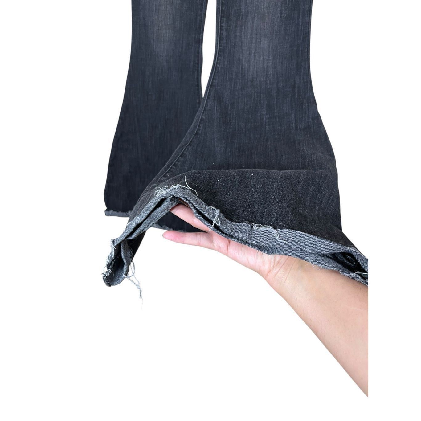 Free People Free People We The Free Irreplaceable Flare Jeans Gray Size Size 28" / US 6 / IT 42 - 4 Thumbnail
