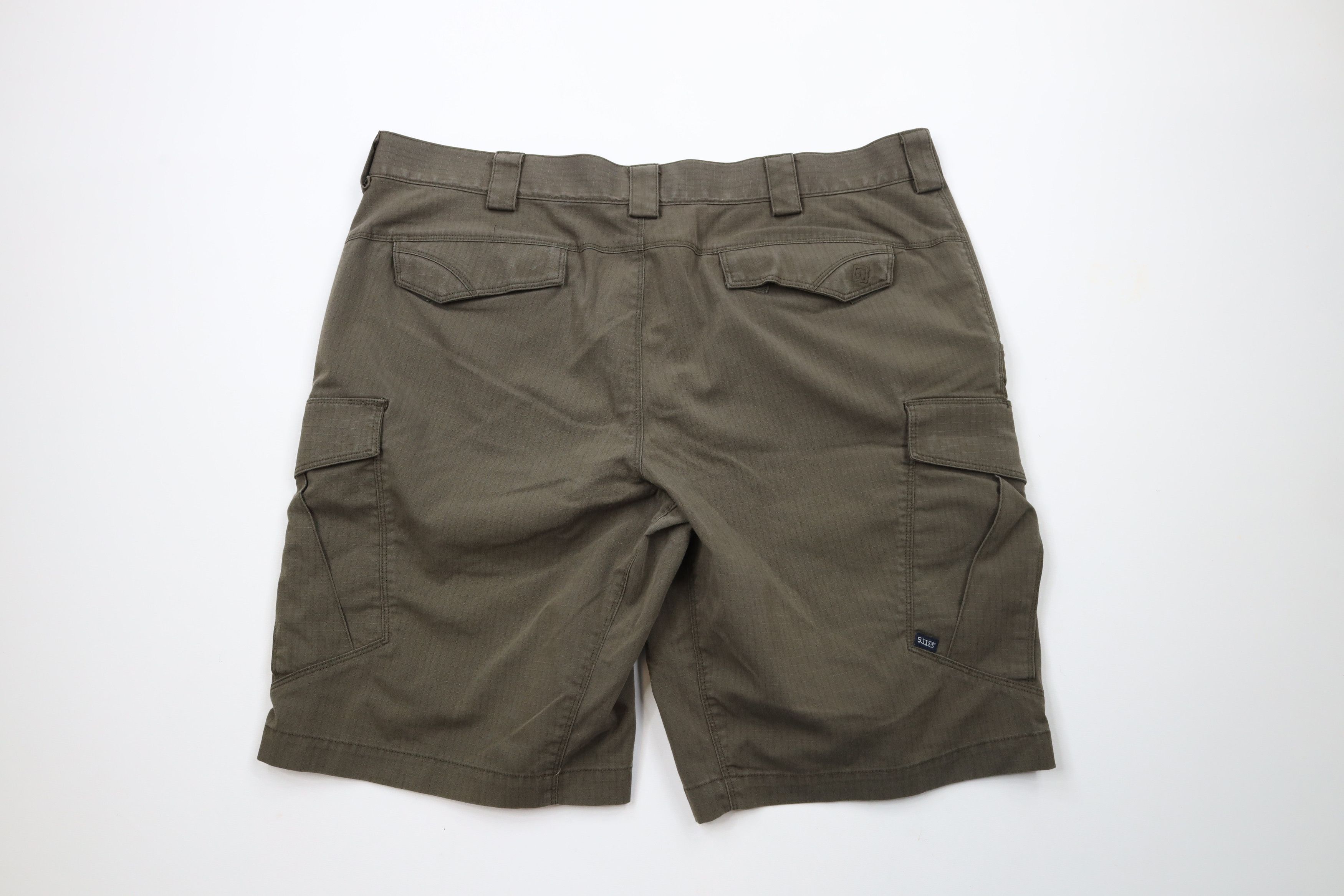 Vintage 5.11 Tactical Series Uniform Stryke Cargo Shorts Green Size US 38 / EU 54 - 8 Thumbnail