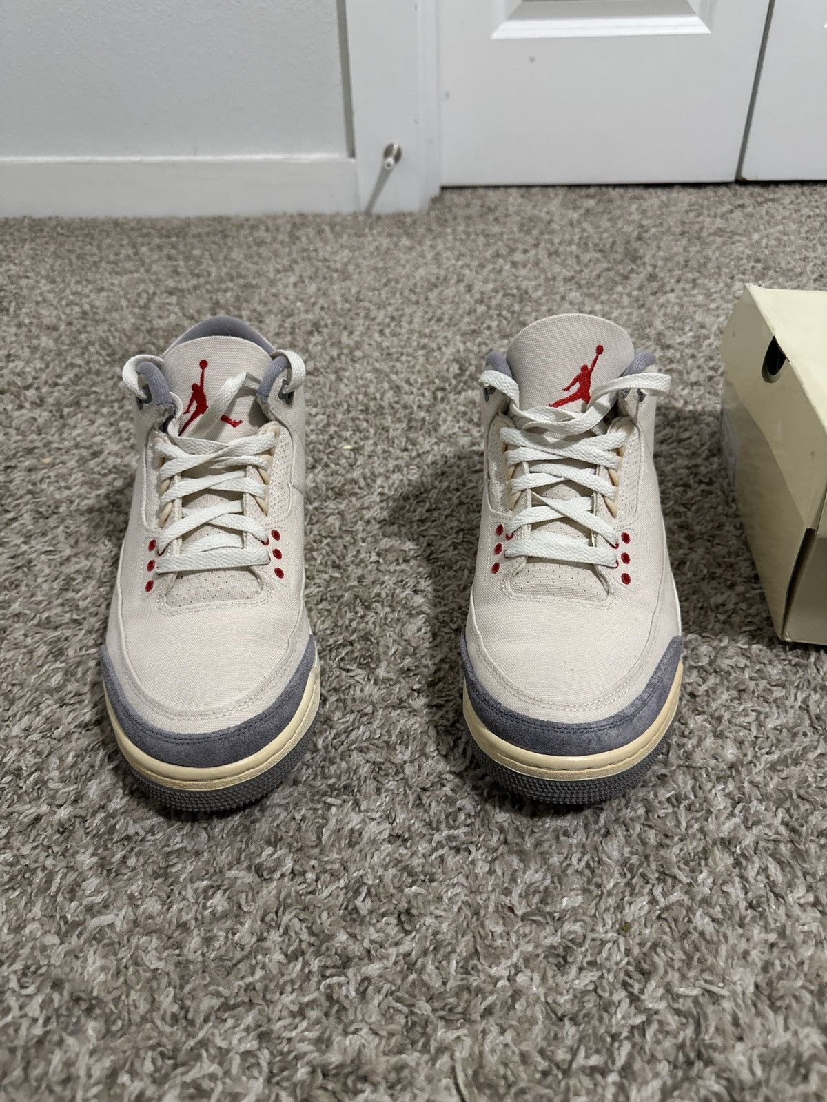 Jordan Brand Air Jordan 3 Retro SE ‘Muslin’ Size US 9.5 / EU 42-43 - 4 Thumbnail