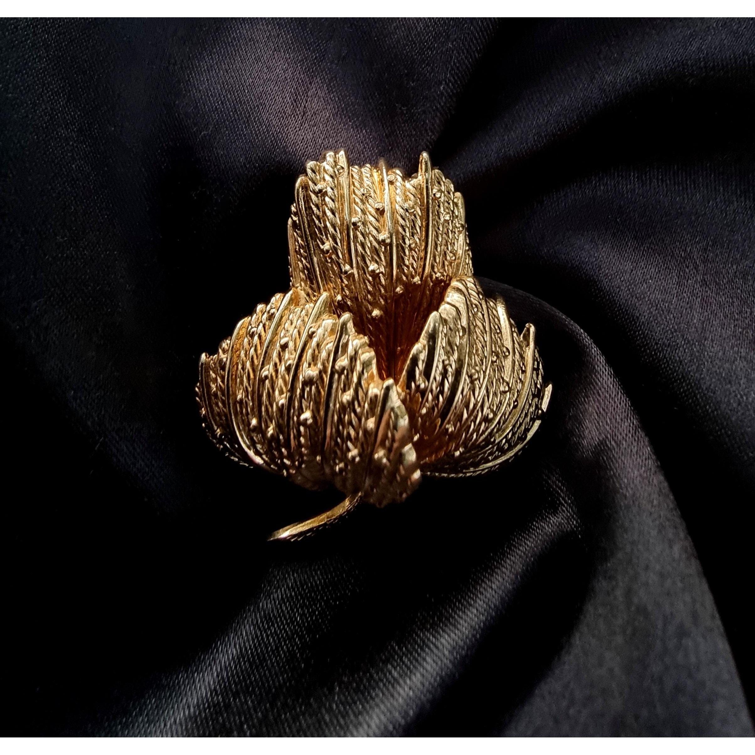 Other Rare Find GROSSE 1960s Signed Germany Gold Flower Floral Bro Size ONE SIZE - 2 Thumbnail