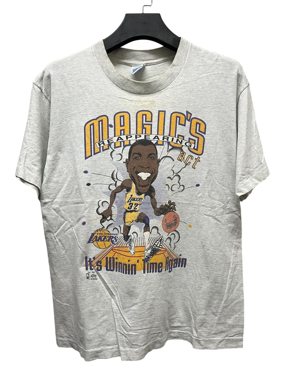 NBA Vintage 90s LA Lakers Magic Johnson NBA T-Shirt Size US L / EU 52-54 / 3 - 1 Thumbnail