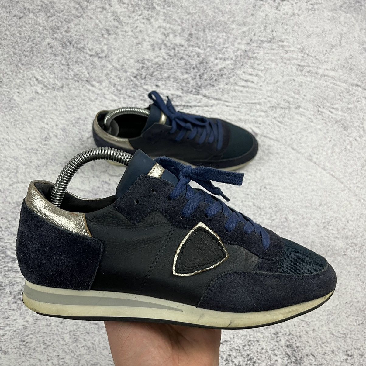 Designer × Philippe Model Philippe Model sneakers spry blue silver 38 luxury Size US 7.5 / IT 37.5 - 4 Thumbnail