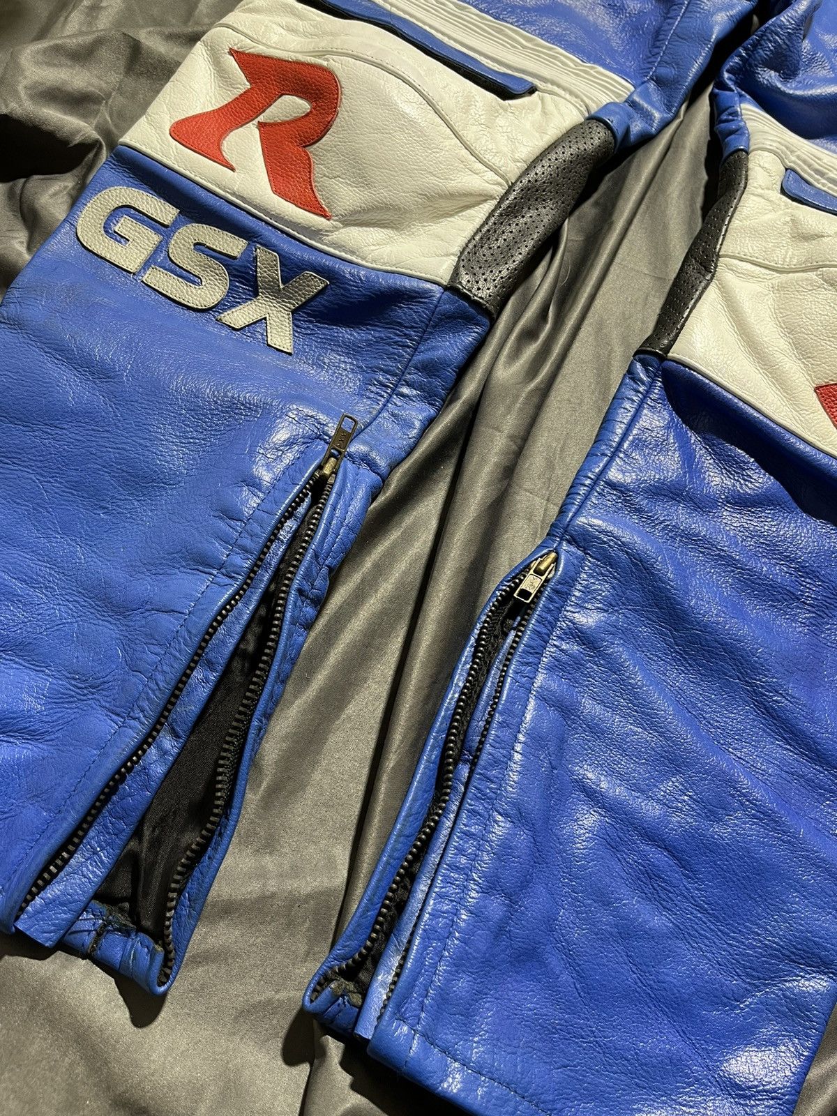 Japanese Brand Vintage Suzuki racing MOTO suit big multi Logo real leather Size US XL / EU 56 / 4 - 22 Thumbnail