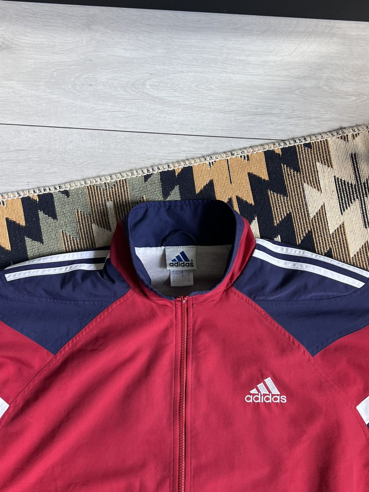 Adidas Vintage Adidas 3 Stripes Nylon Jacket Size US M / EU 48-50 / 2 - 4 Thumbnail
