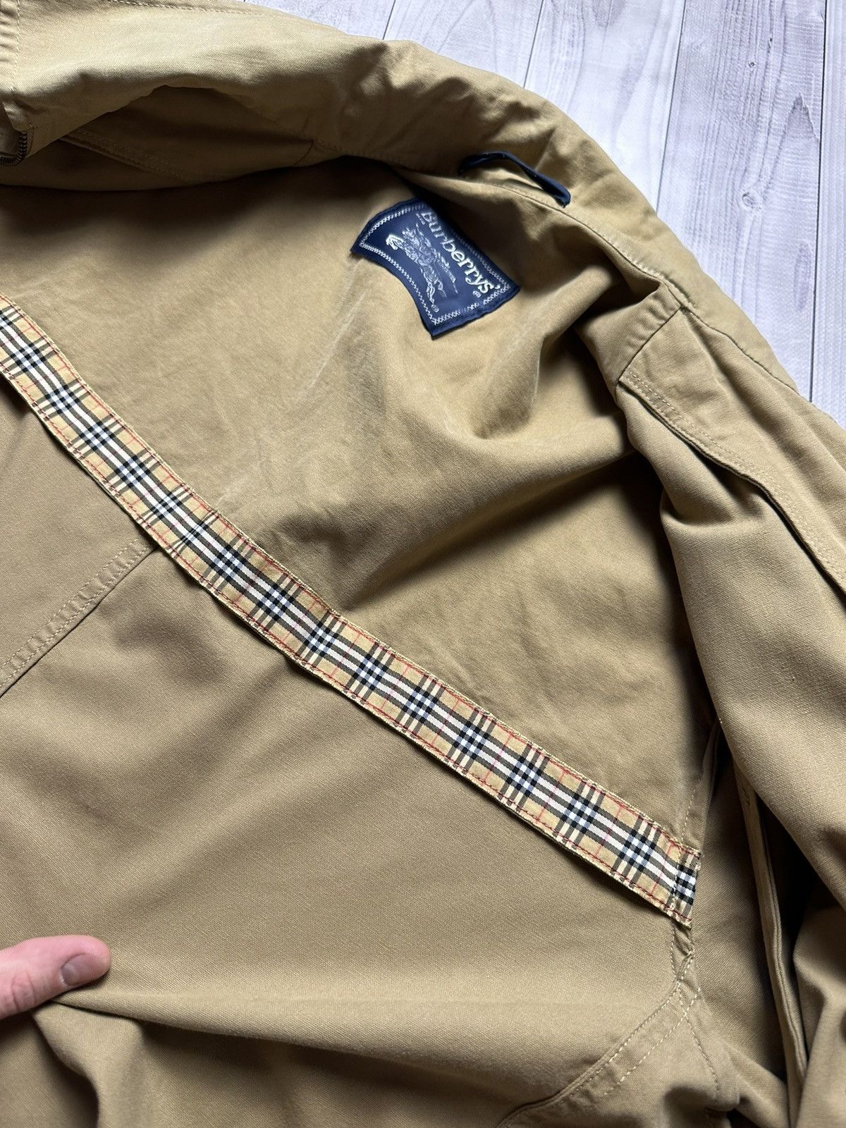 Burberry × Vintage Vintage Burberrys jacket coat size L logo rare Size US L / EU 52-54 / 3 - 17 Thumbnail