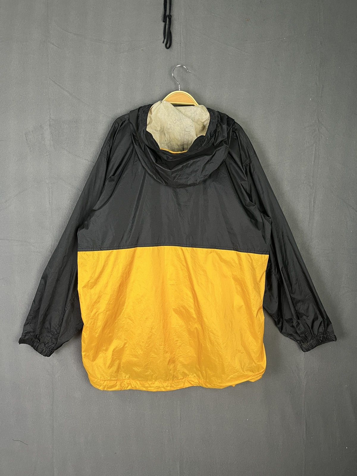 The North Face The North Face Anorak Pullover Waterproof Windbreaker Jacket Size US L / EU 52-54 / 3 - 6 Thumbnail