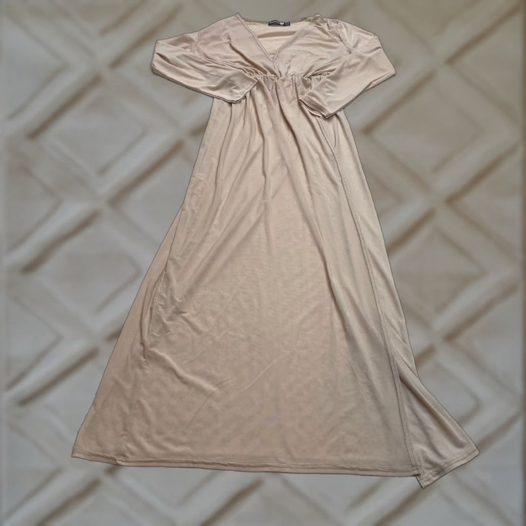 Boohoo Boohoo Maxi Dress Womens 10 Beige Tan V Neck Elastic Waist Long Sleeve Dress Beige Maxi 10 Womens V-Neck Long Sleeve Casual Party/Cocktail Size L / US 10 / IT 46 - 1 Thumbnail