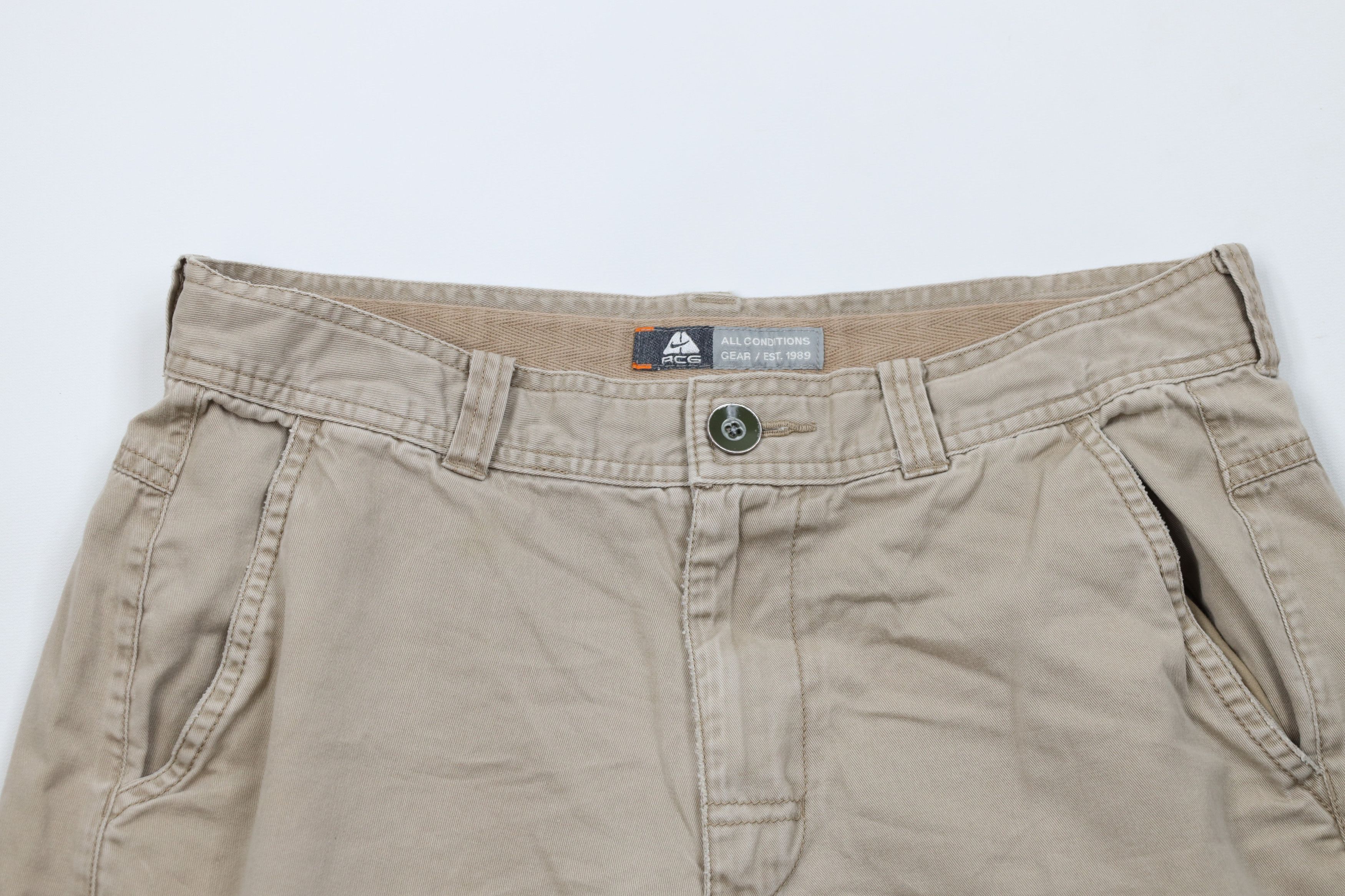 Nike × Vintage Vintage Nike ACG Travis Scott Mini Swoosh Trekking Shorts Size US 32 / EU 48 - 2 Thumbnail