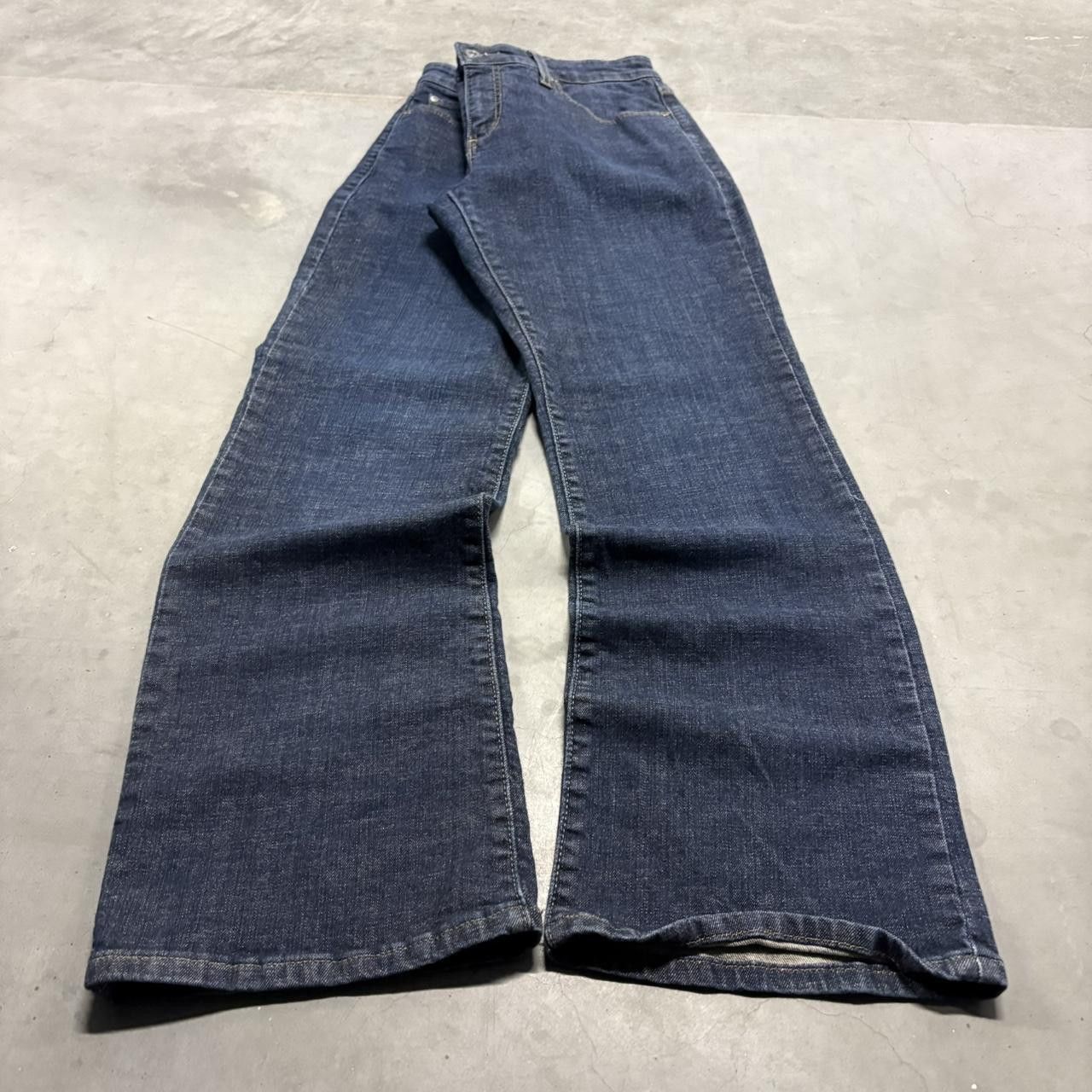 Vintage Vintage Y2K/2000s Baggy Wideleg Levis Bootcut Dark Blue Wash Denim Jeans! Size US 32 / EU 48 - 1 Thumbnail