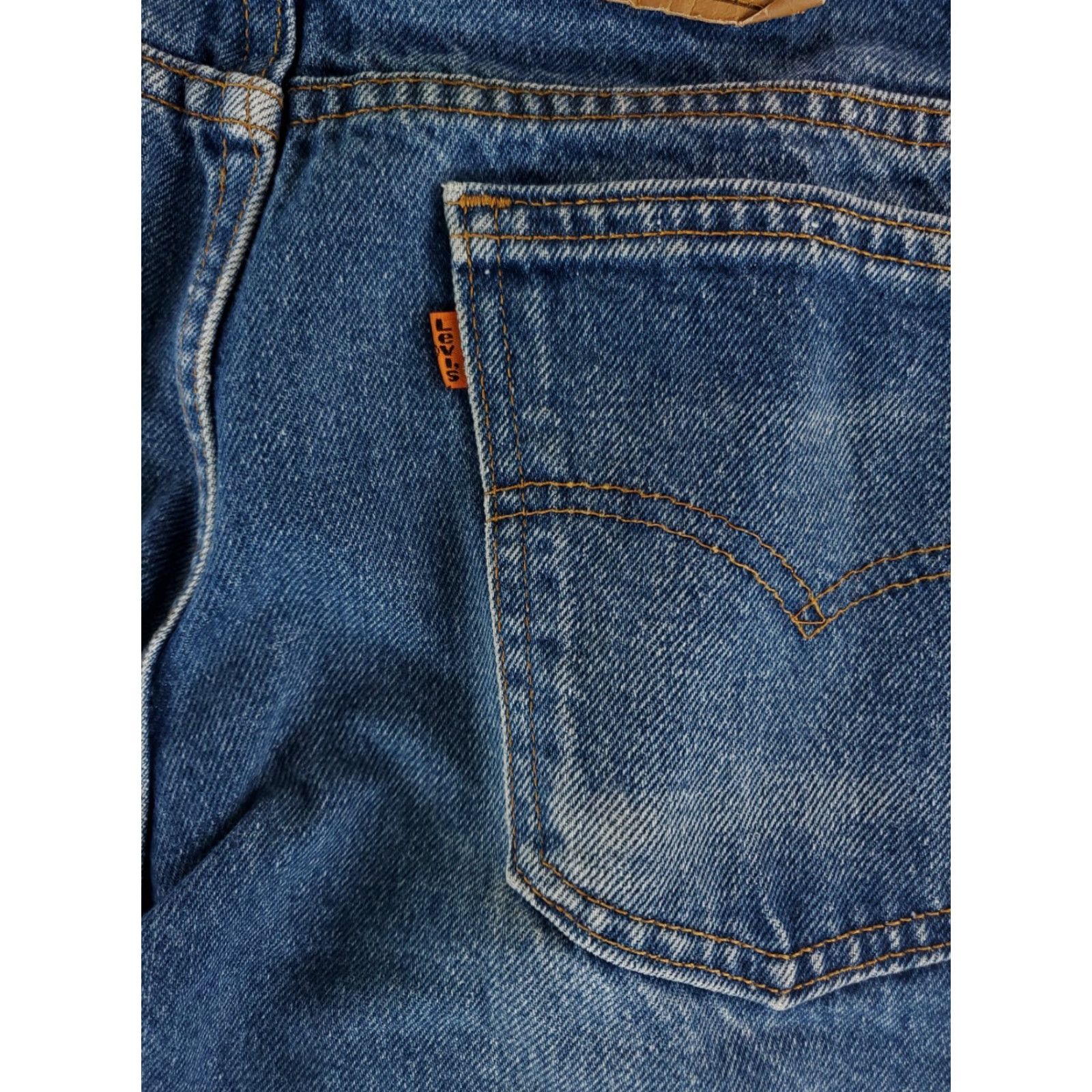 Levi's VINTAGE Levi's 517 Jeans Boots Cut Blue 90s Made USA Mens 35x30 Inseam 30 Whiskering Fade Size US 35 - 6 Thumbnail