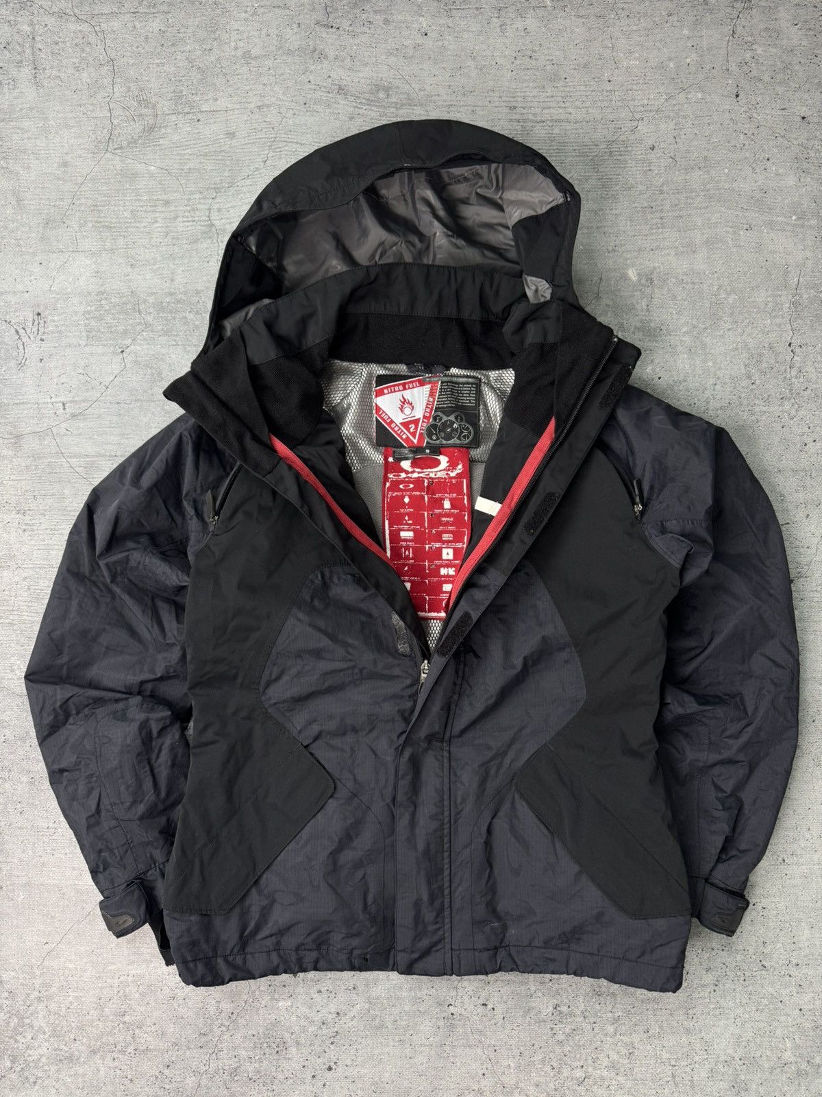 Oakley Vintage 90’s Oakley Y2K Ski Gorpcore Monogram Jacket Size S / US 4 / IT 40 - 9 Thumbnail