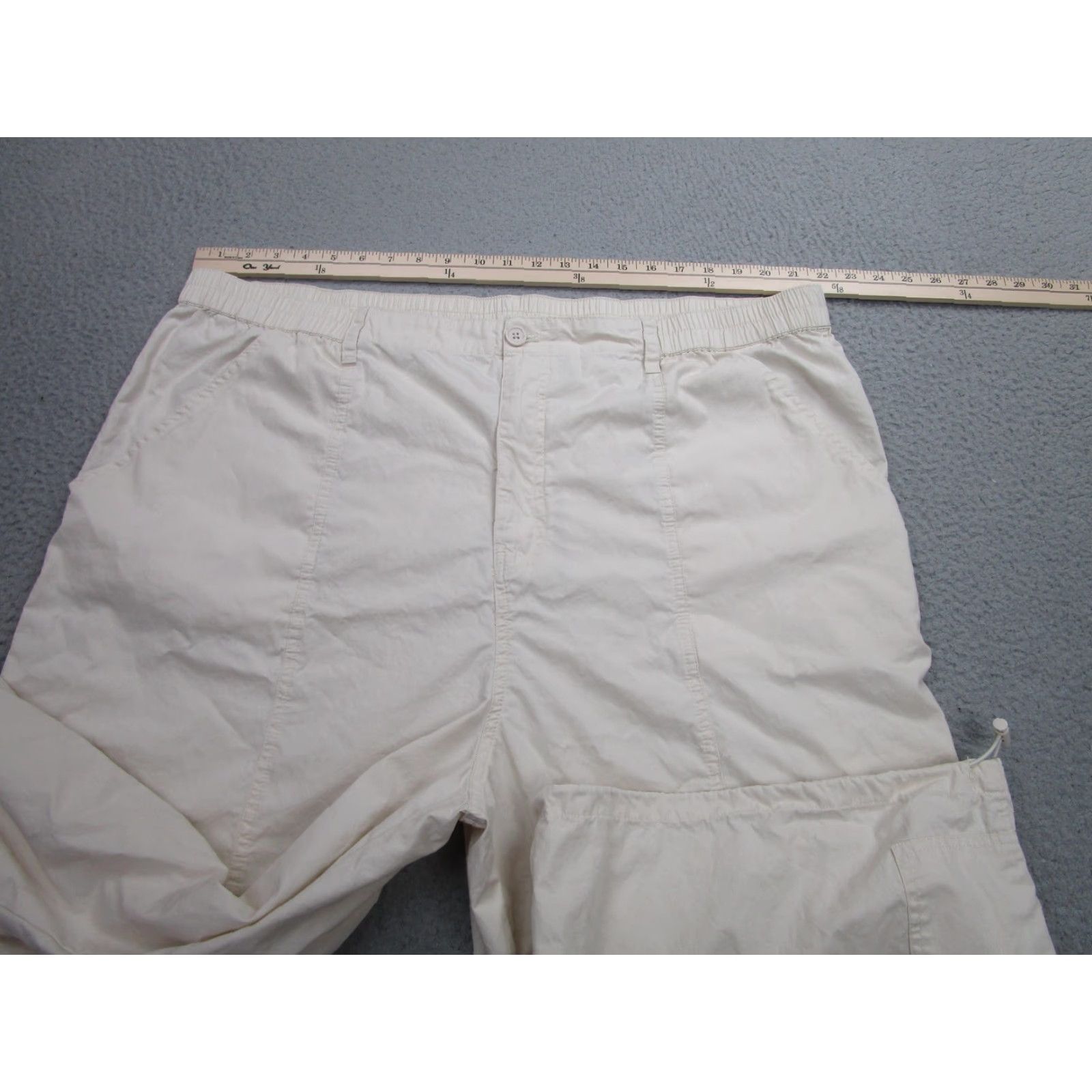 Vintage MADDEN NYC Plus Cargo Pants Womens 4X Ivory Capri 3/4 Elastic Waist Drawcord Size 40" / US 18 - 3 Thumbnail