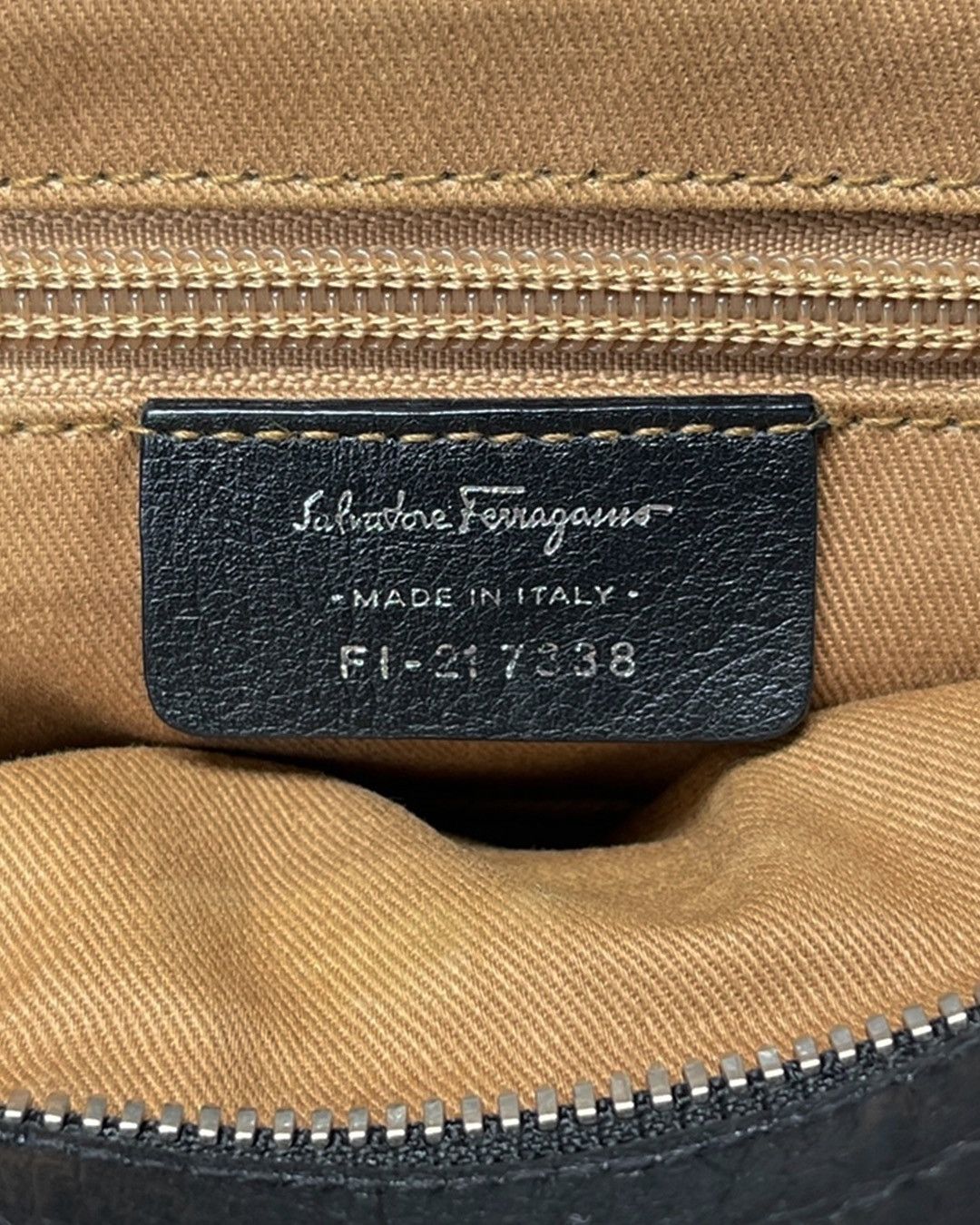 Salvatore Ferragamo Salvatore Ferragamo Gancini Handbag Size ONE SIZE - 10 Thumbnail