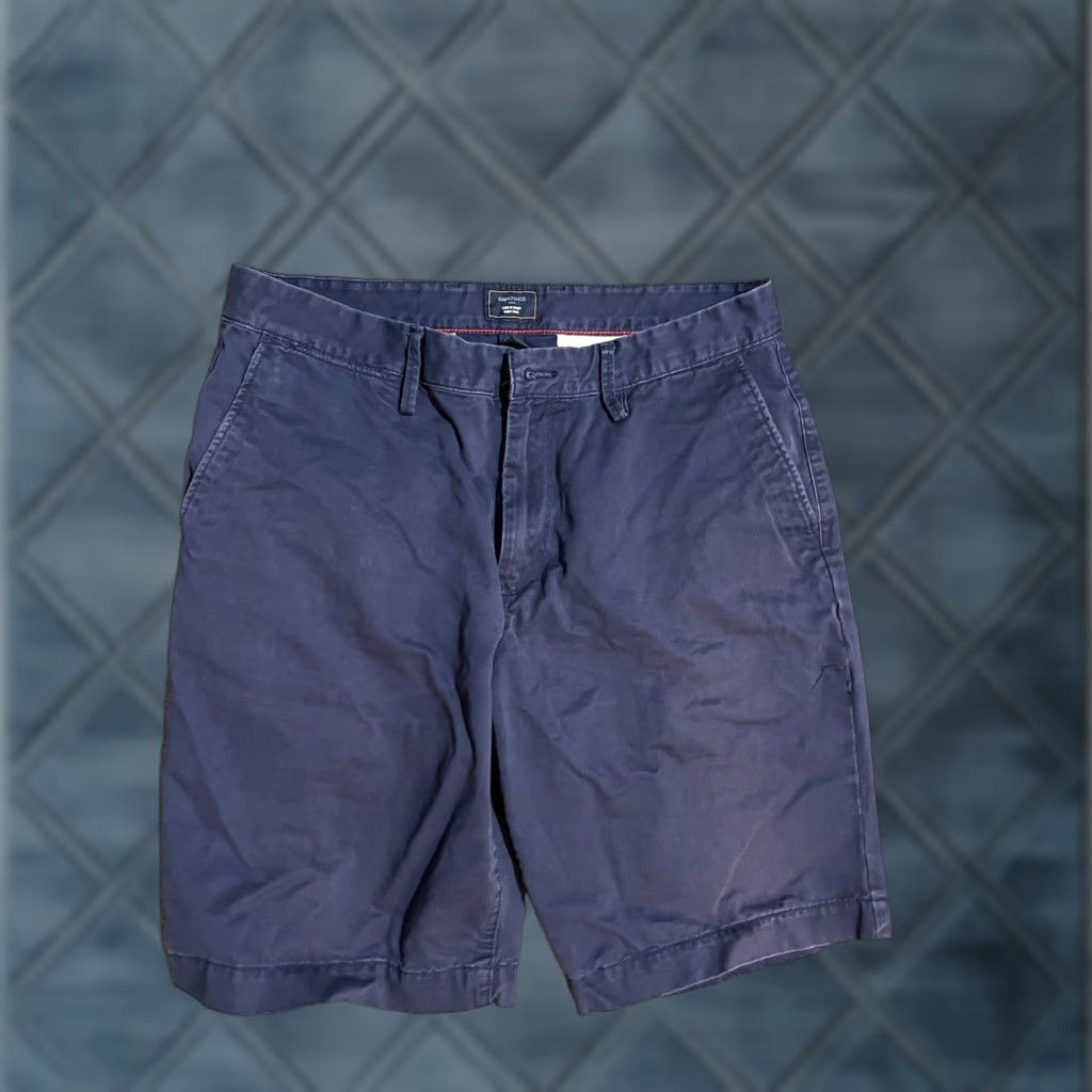 Gap VINTAGE Gap Lived In Fit Shorts Men’s Size 33 Navy Blue Button Fly Zip Fly Clothing Chino 33 in Waist Cotton Workwear Regular Mens Size US 33 - 1 Thumbnail
