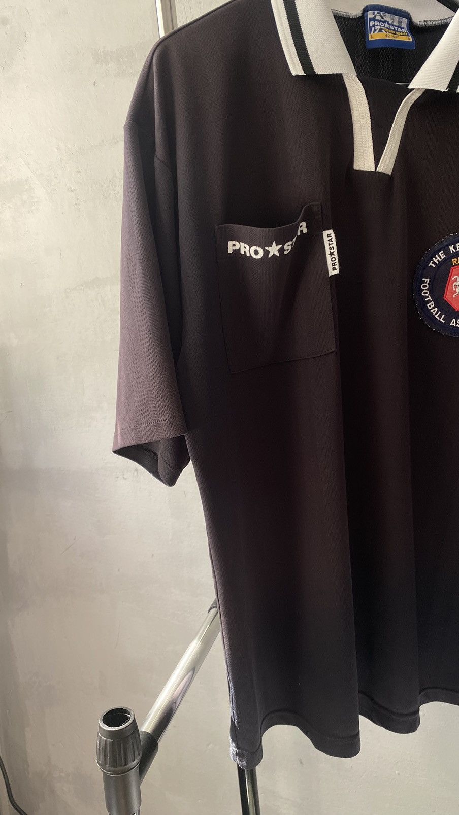 Other football referee shirt 90s PROSTAR size L Size US L / EU 52-54 / 3 - 3 Thumbnail