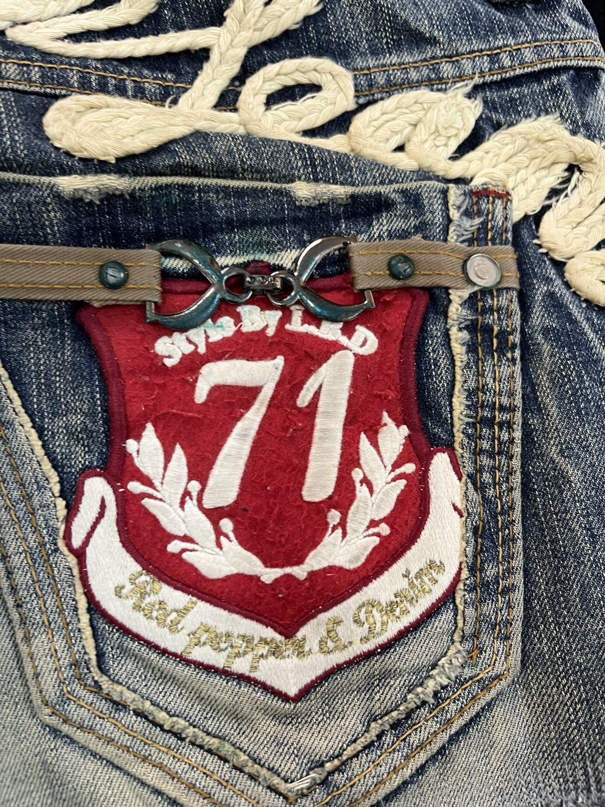 Ed Hardy Vintage Red Pepper Studded Embroidded Mudwash Denim Size US 34 / EU 50 - 15 Thumbnail