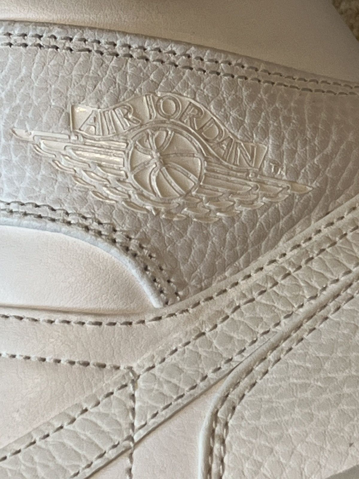 Nike Nike triple white air Jordan’s Size US 10.5 / EU 43-44 - 6 Thumbnail