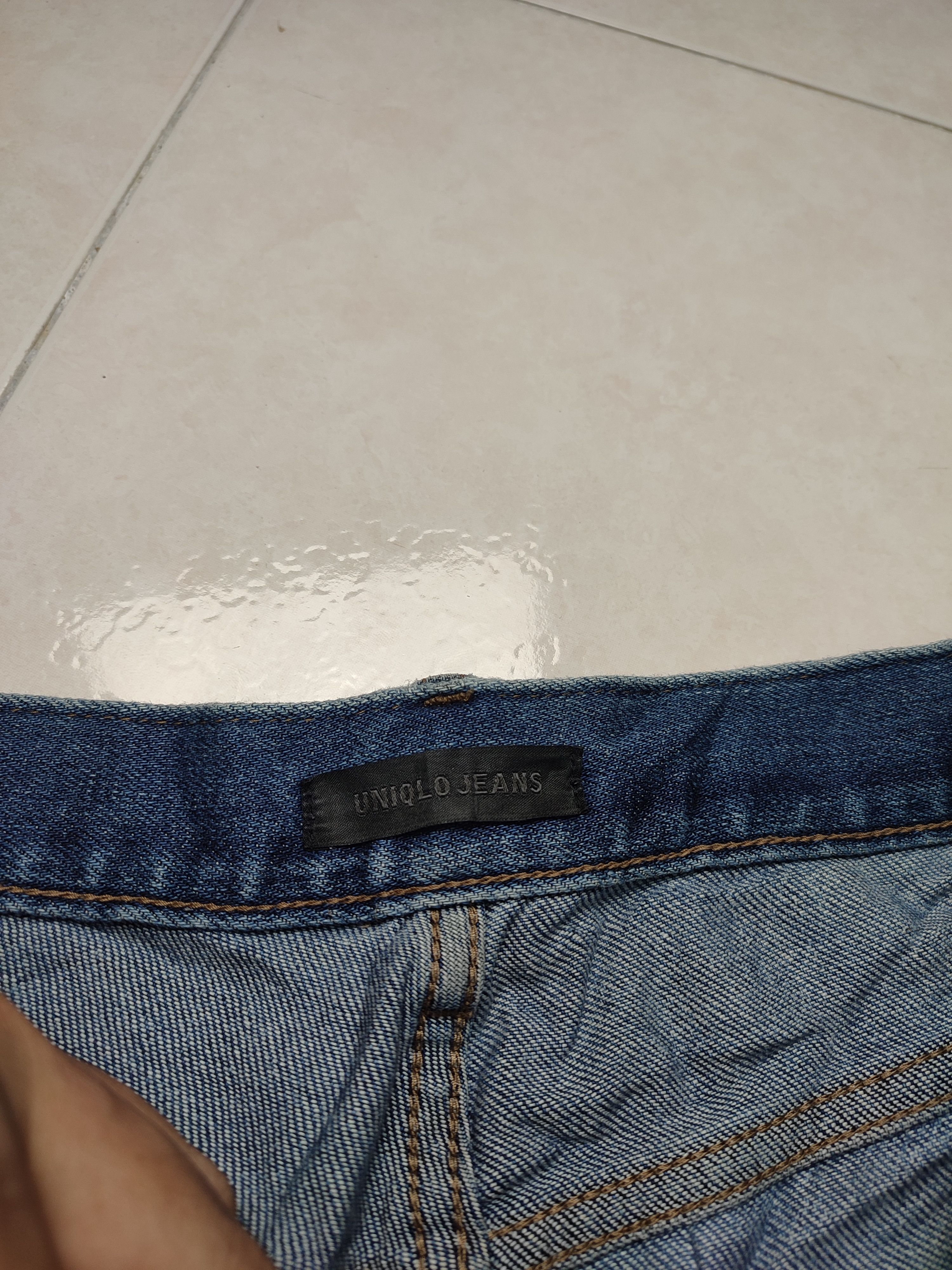 Uniqlo Crazy Vintage Uniqlo Distressed Jeans Size US 33 - 14 Thumbnail