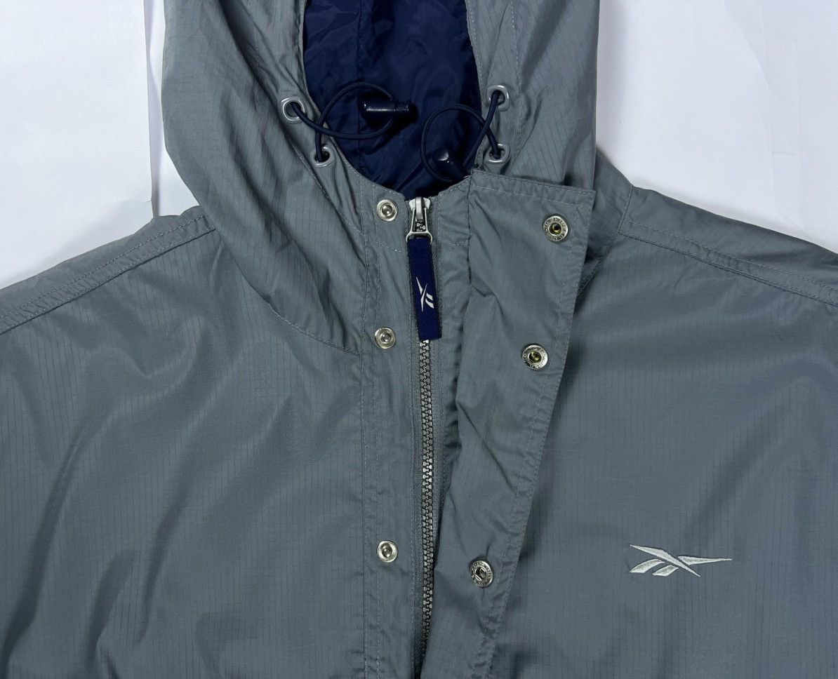 Reebok × Vintage Vintage y2k Reebok nylon raincoat windbreaker jacket men M Size US M / EU 48-50 / 2 - 4 Thumbnail