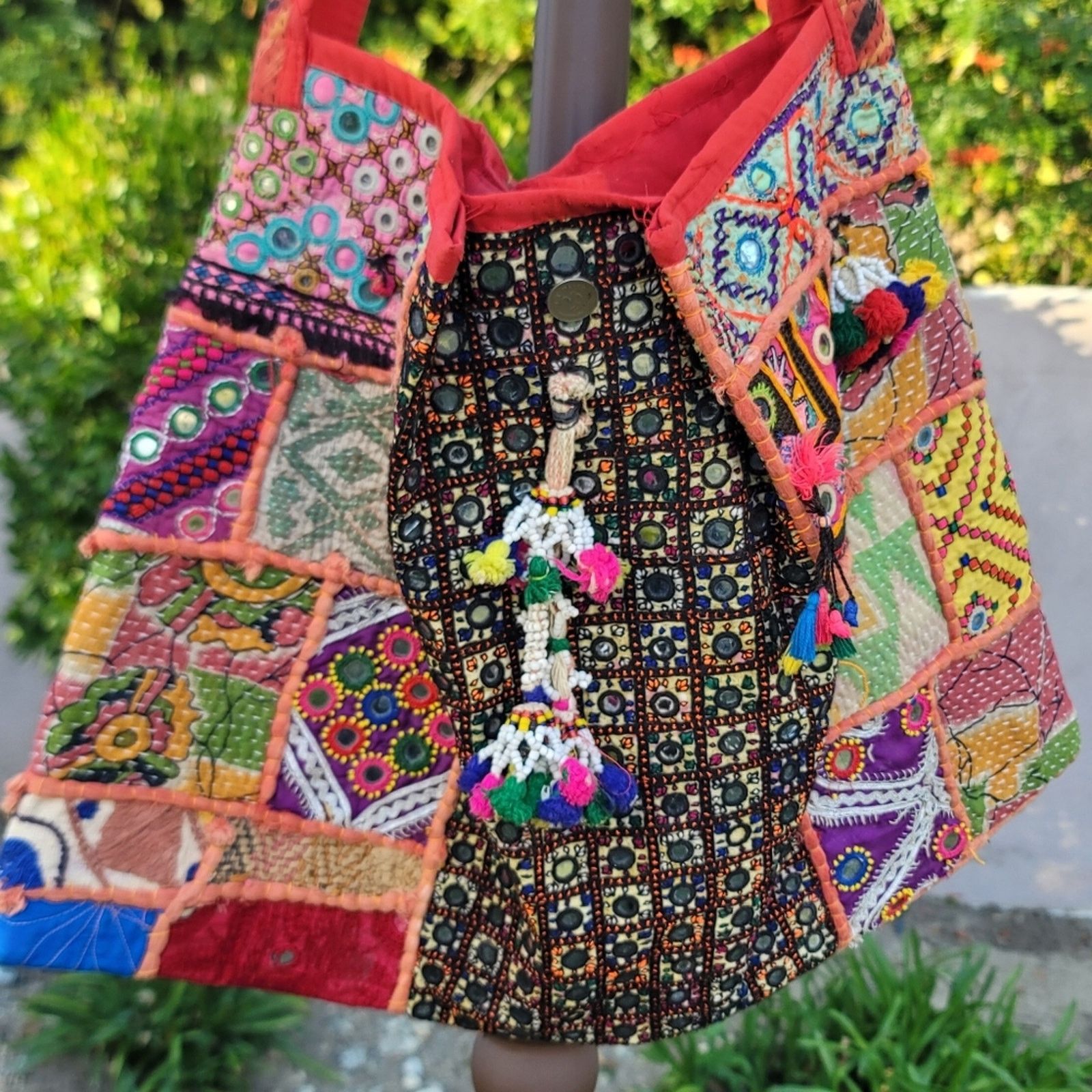 Handmade Vtg Handmade Bohemian Patchwork Tassel Embroidered Tote Bag Size ONE SIZE - 1 Thumbnail