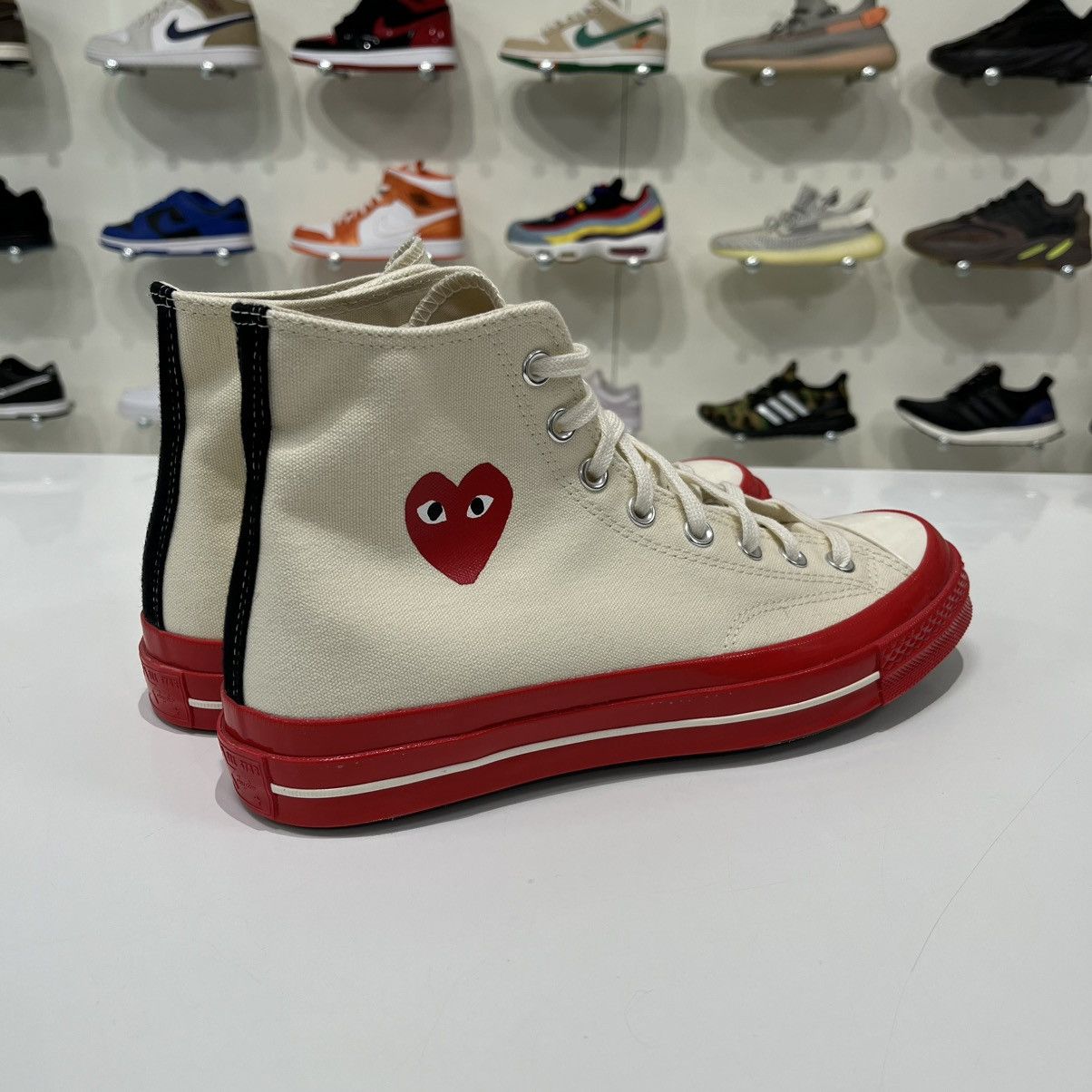 Comme des Garcons PLAY × Converse Converse Chuck Taylor All Star 70 Hi x CDG Play Red Midsole Size US 9 / EU 42 - 5 Thumbnail