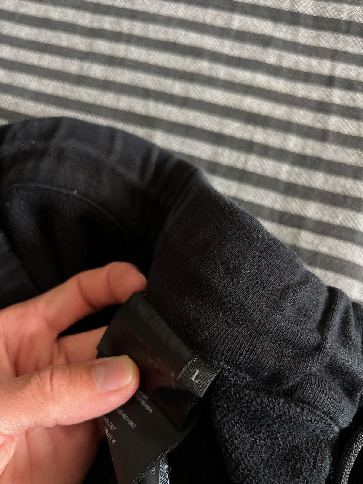 Prada Prada Black Tab Logo Nylon Pocket Shorts Size US 32 / EU 48 - 3 Thumbnail